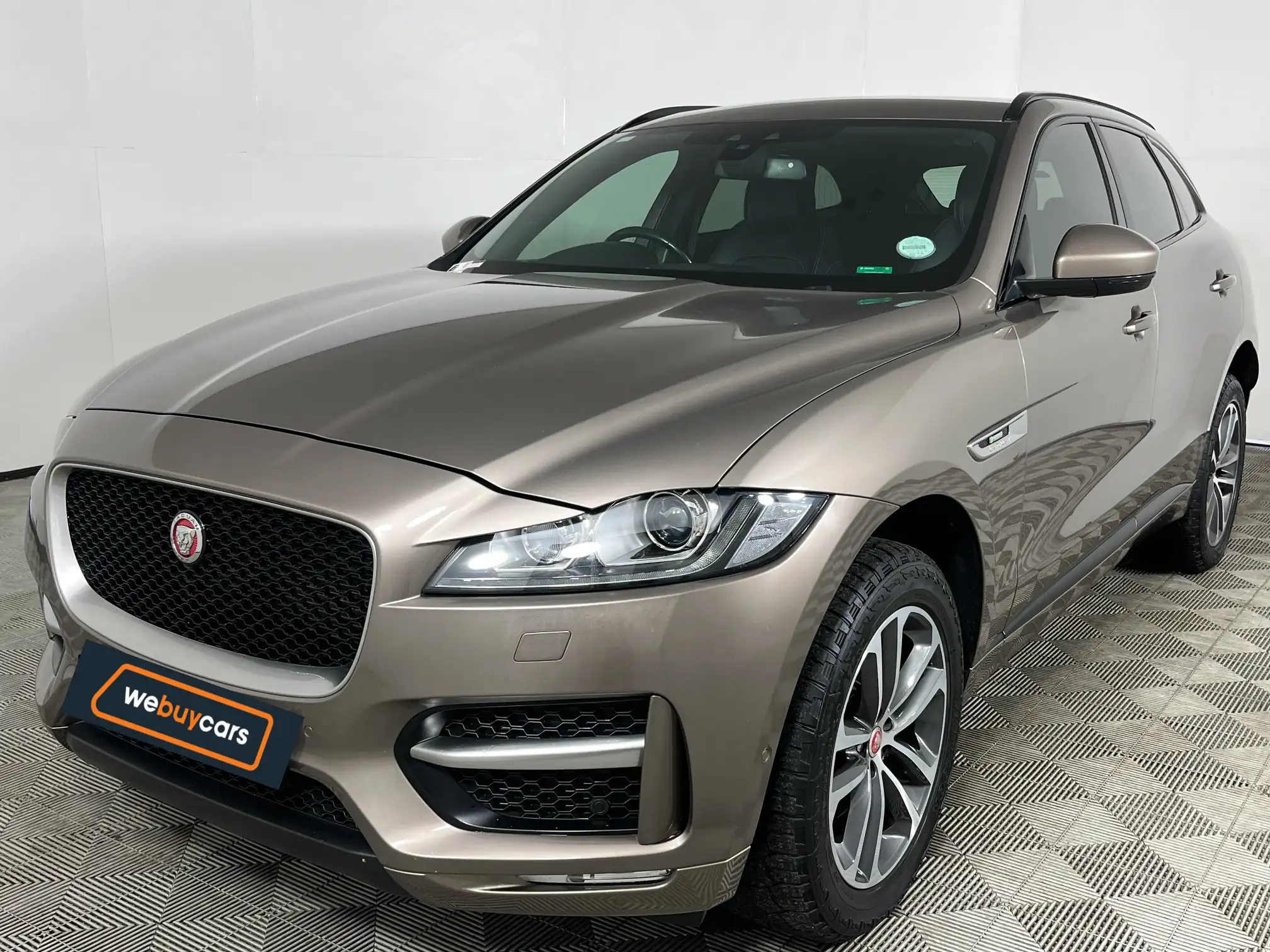 Jaguar F-Pace