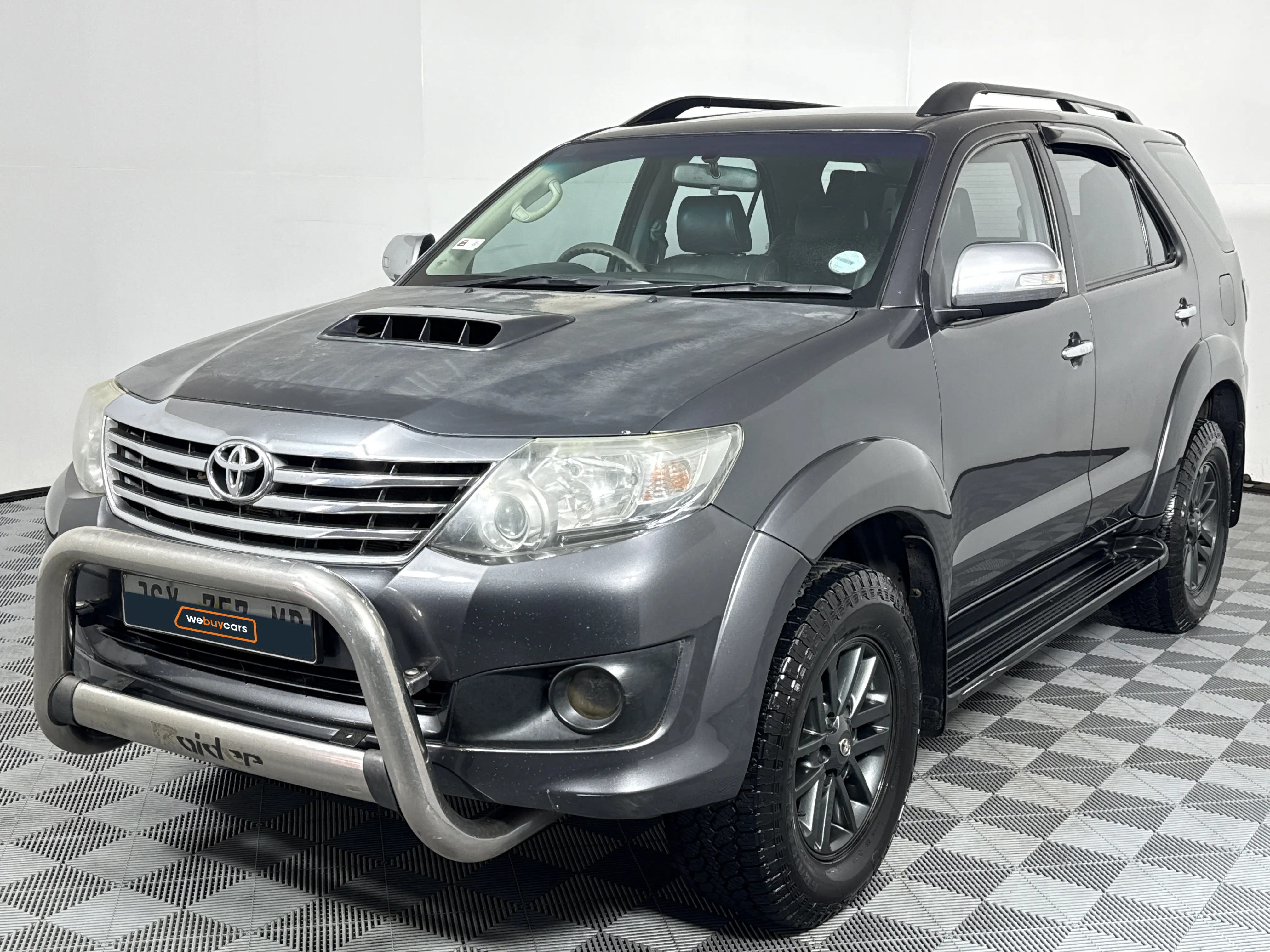 2015 Toyota Fortuner 2.5d-4d RB