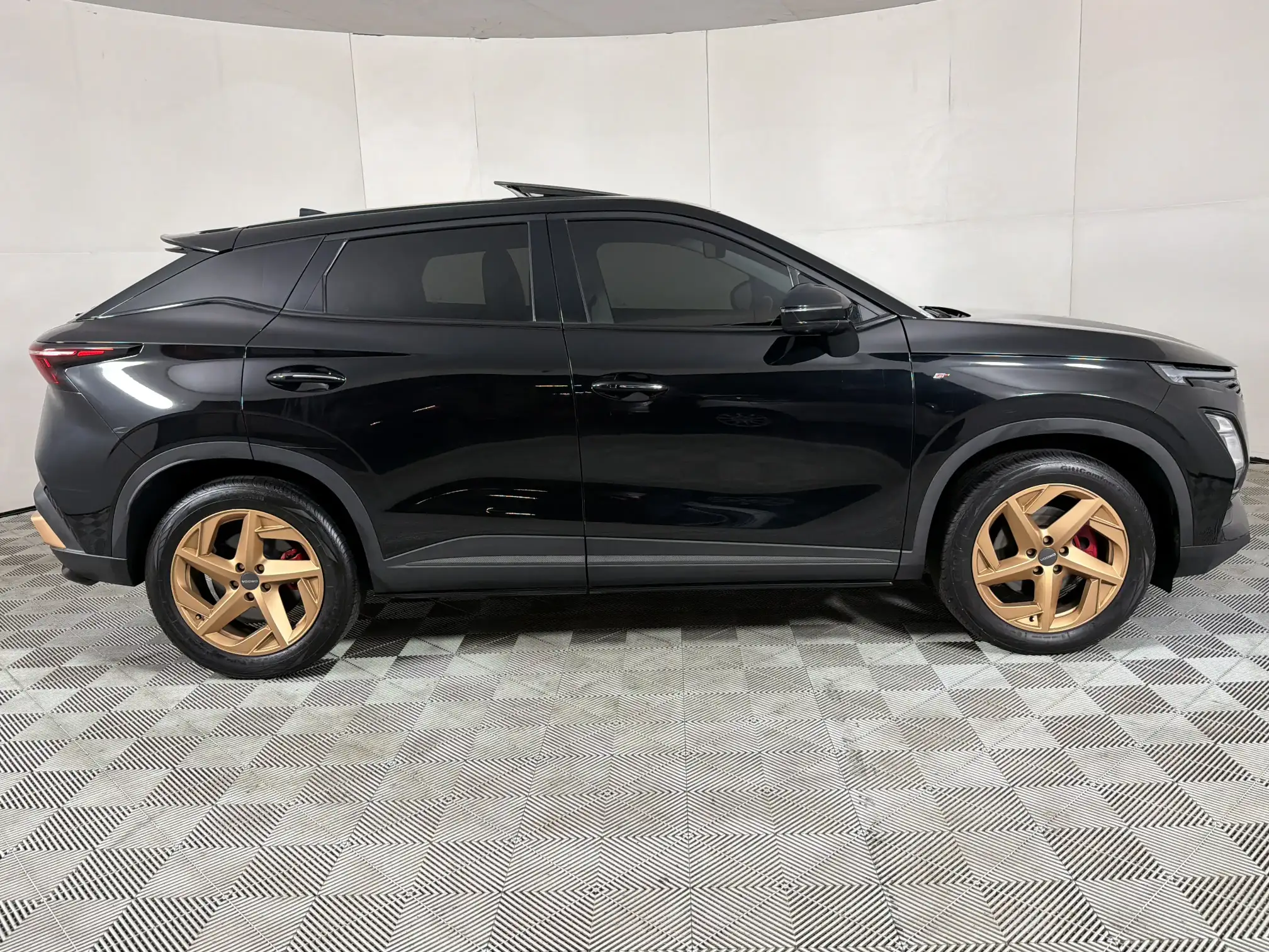 Chery Omoda