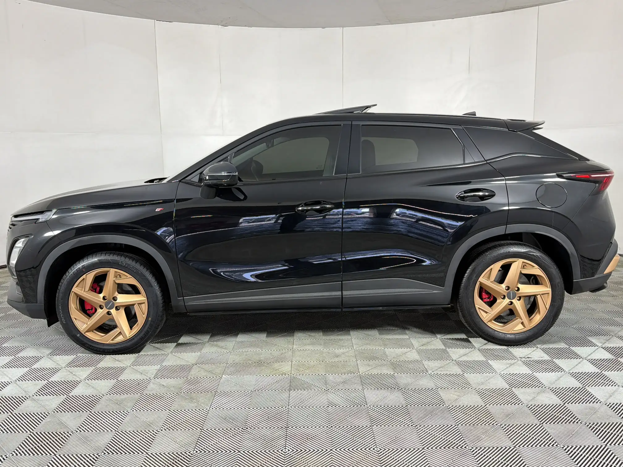 Chery Omoda
