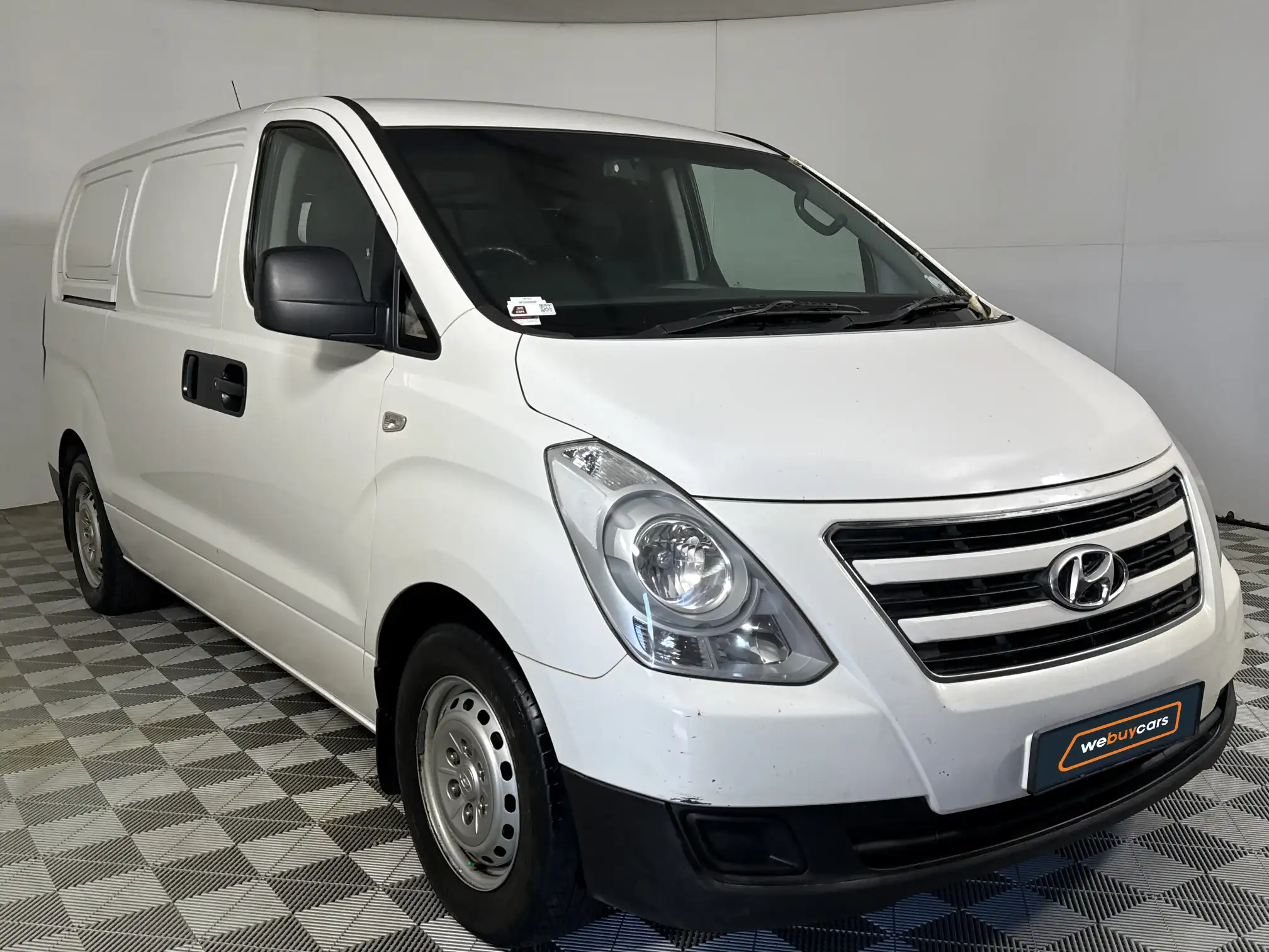 Hyundai H-1