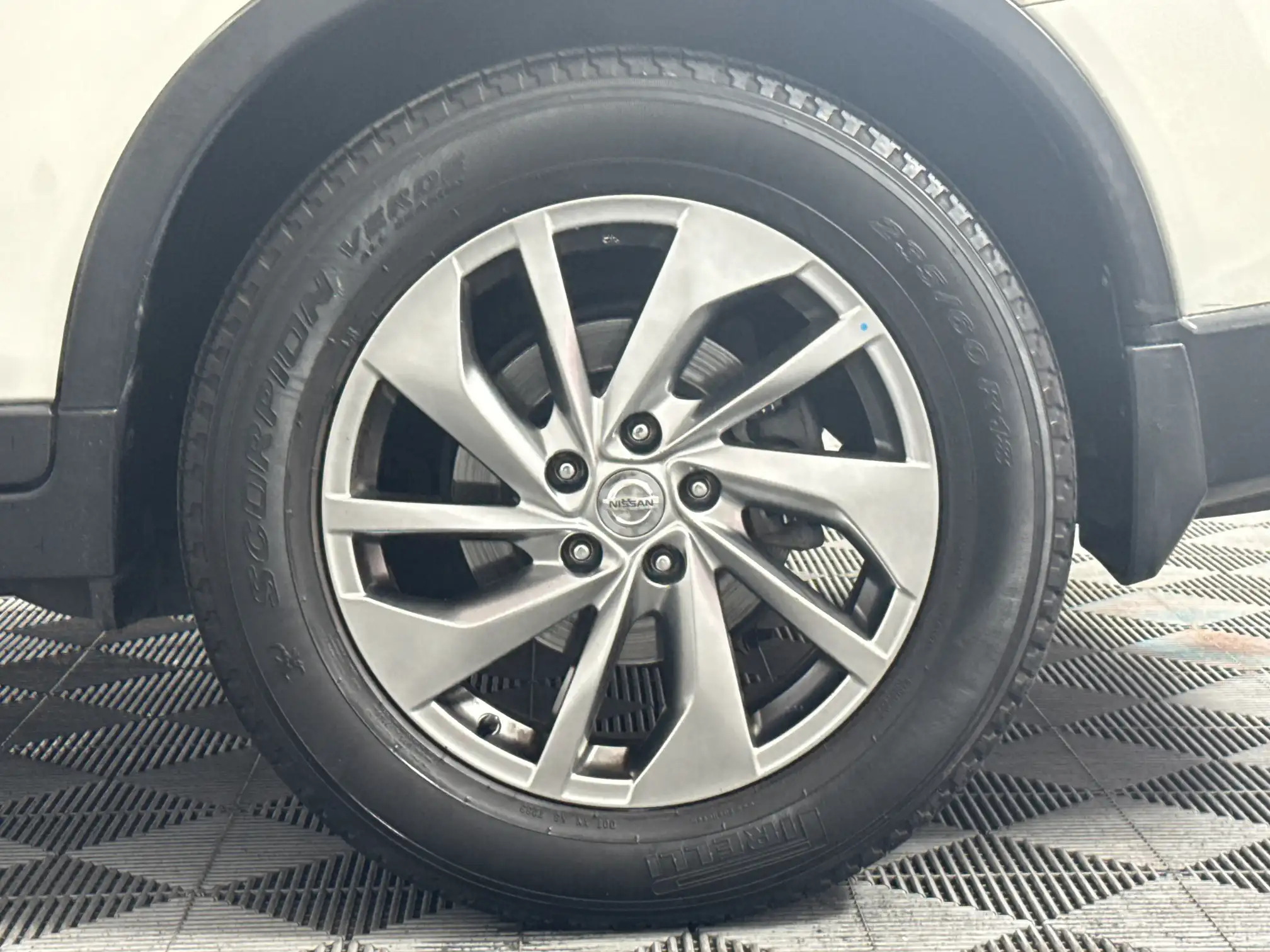 Nissan X Trail