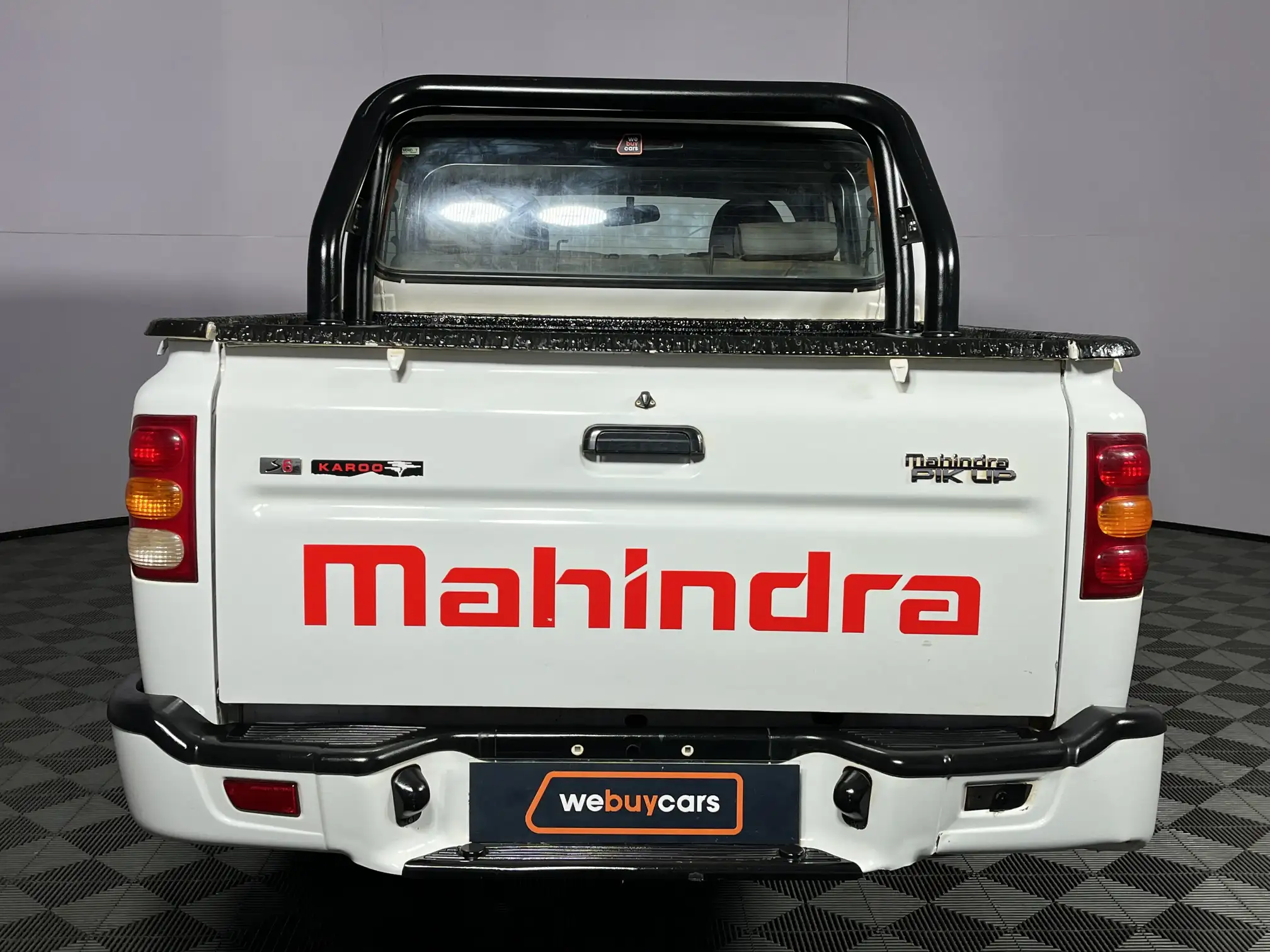 Mahindra PIK UP