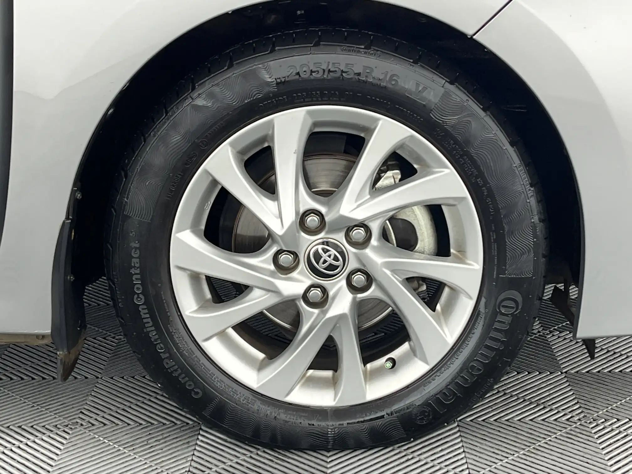 Toyota Corolla Quest