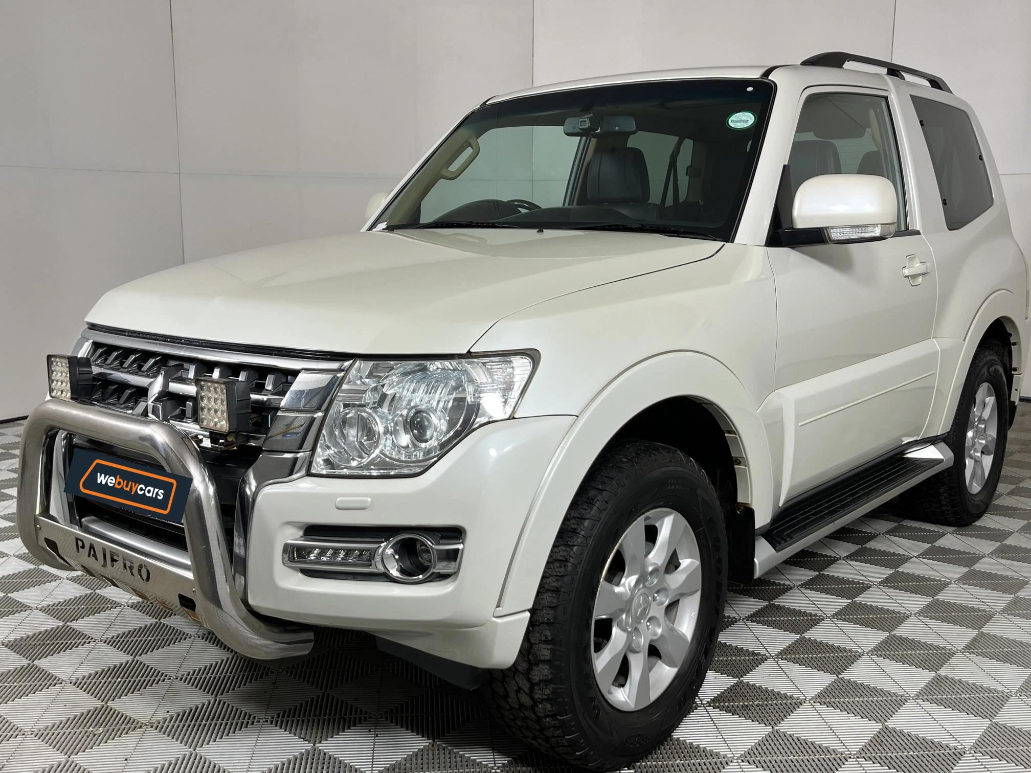 Mitsubishi Pajero 3.2 Di-Dc (140 kW) GLS SWB Auto