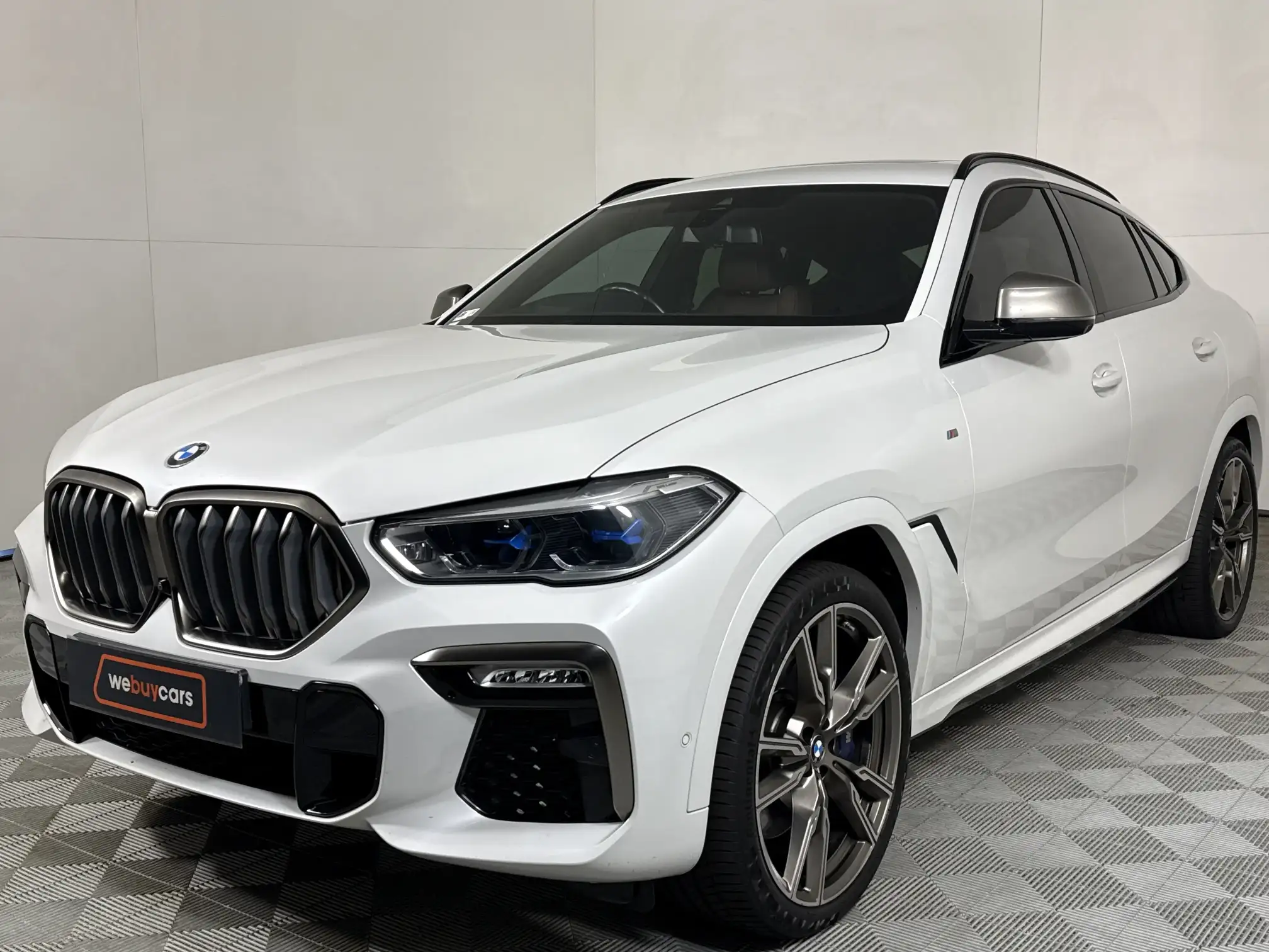 2020 BMW X6