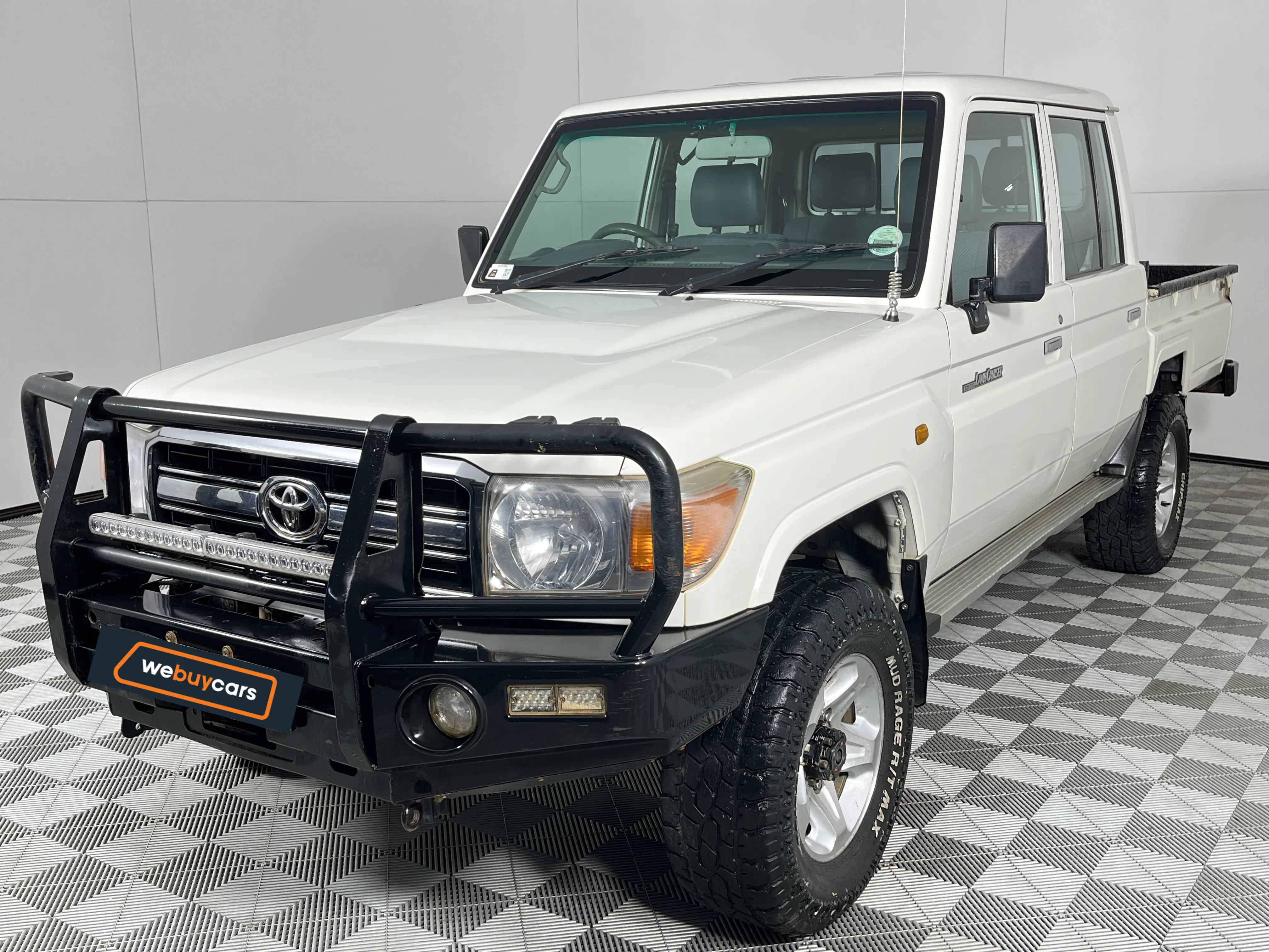 2013 Toyota Land Cruiser 79 4.2d Pick Up Double Cab