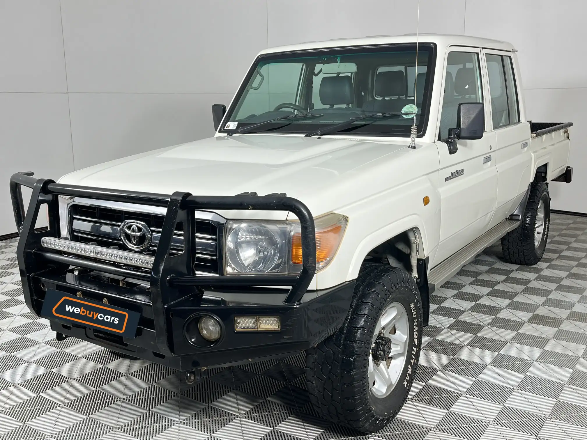 2013 Toyota Land Cruiser