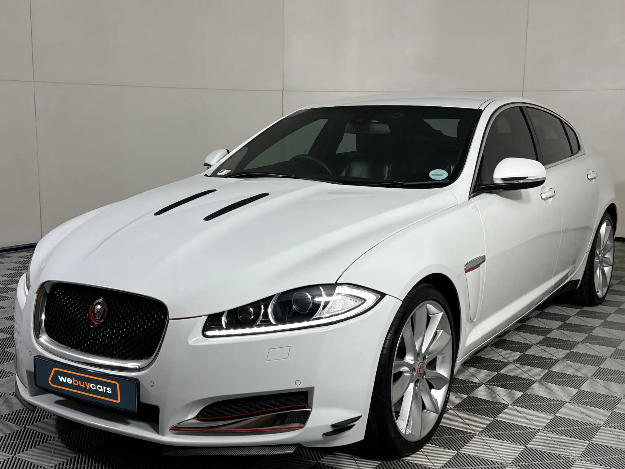 2015 Jaguar XF