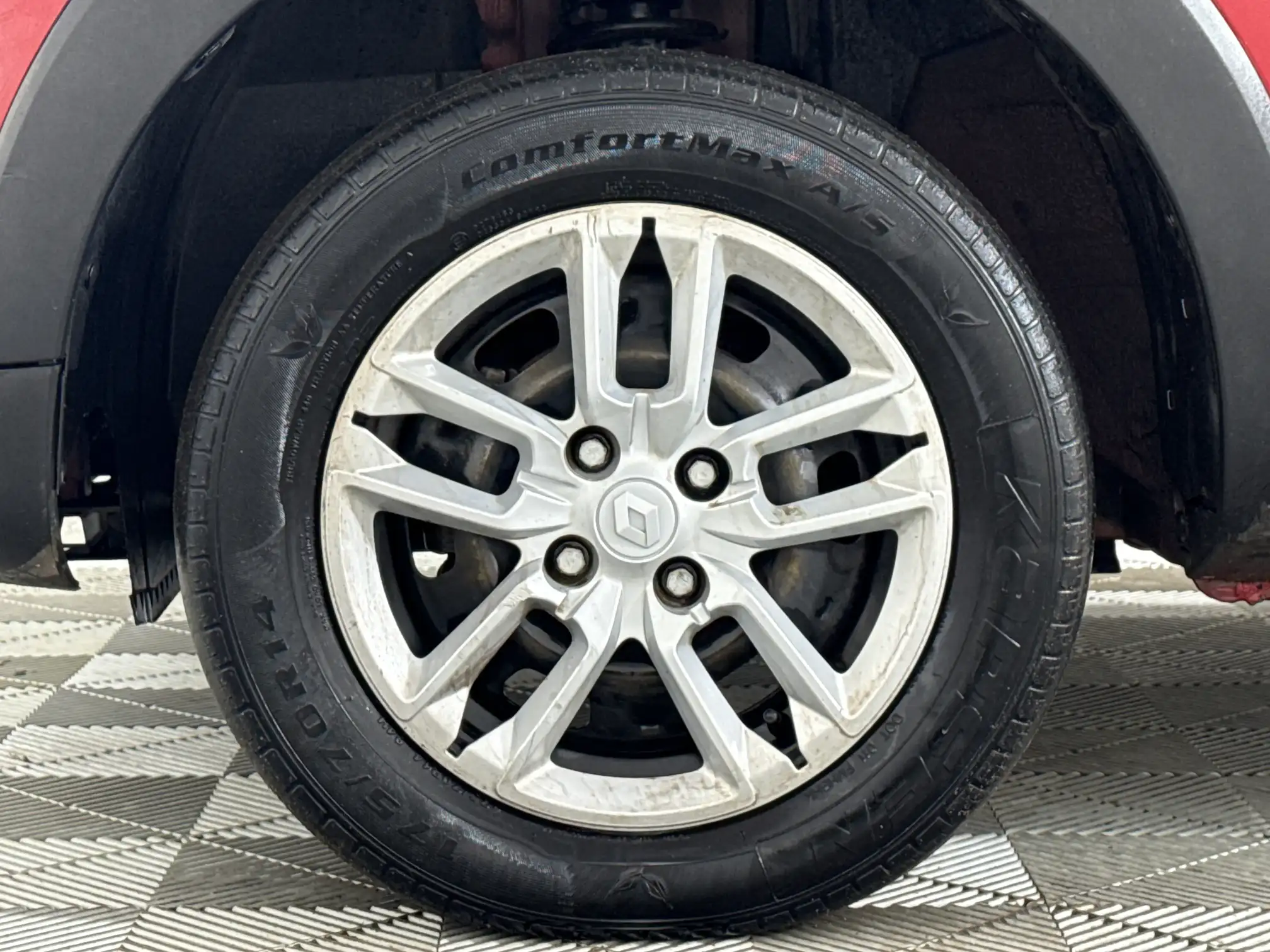 Renault Triber