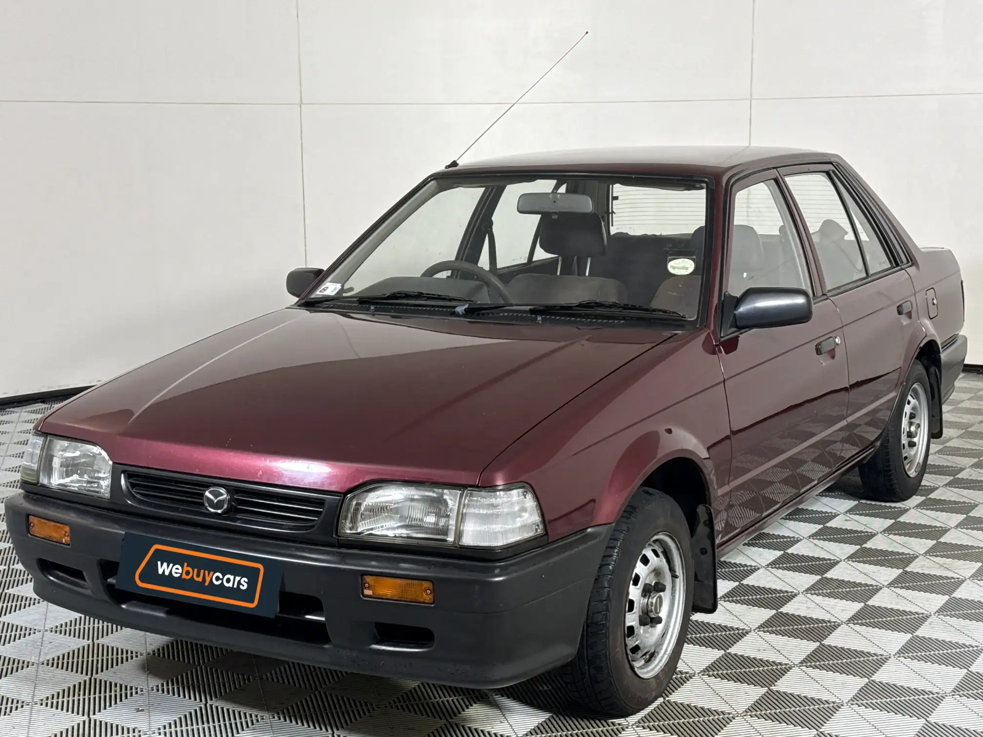 1998 Mazda 323