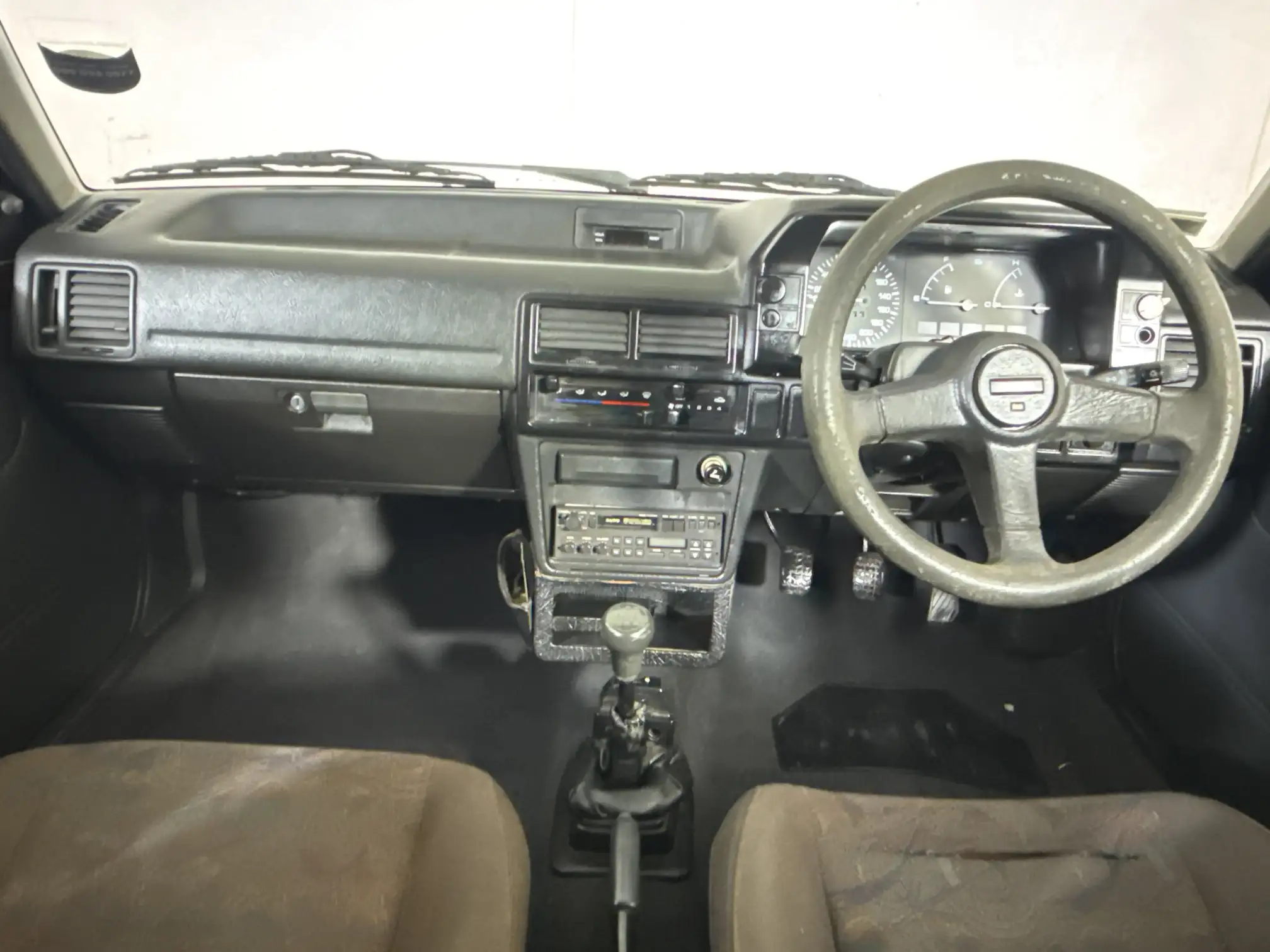Mazda 323