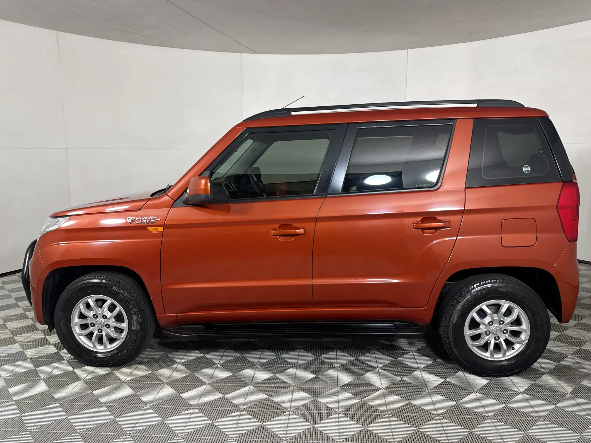 Mahindra TUV