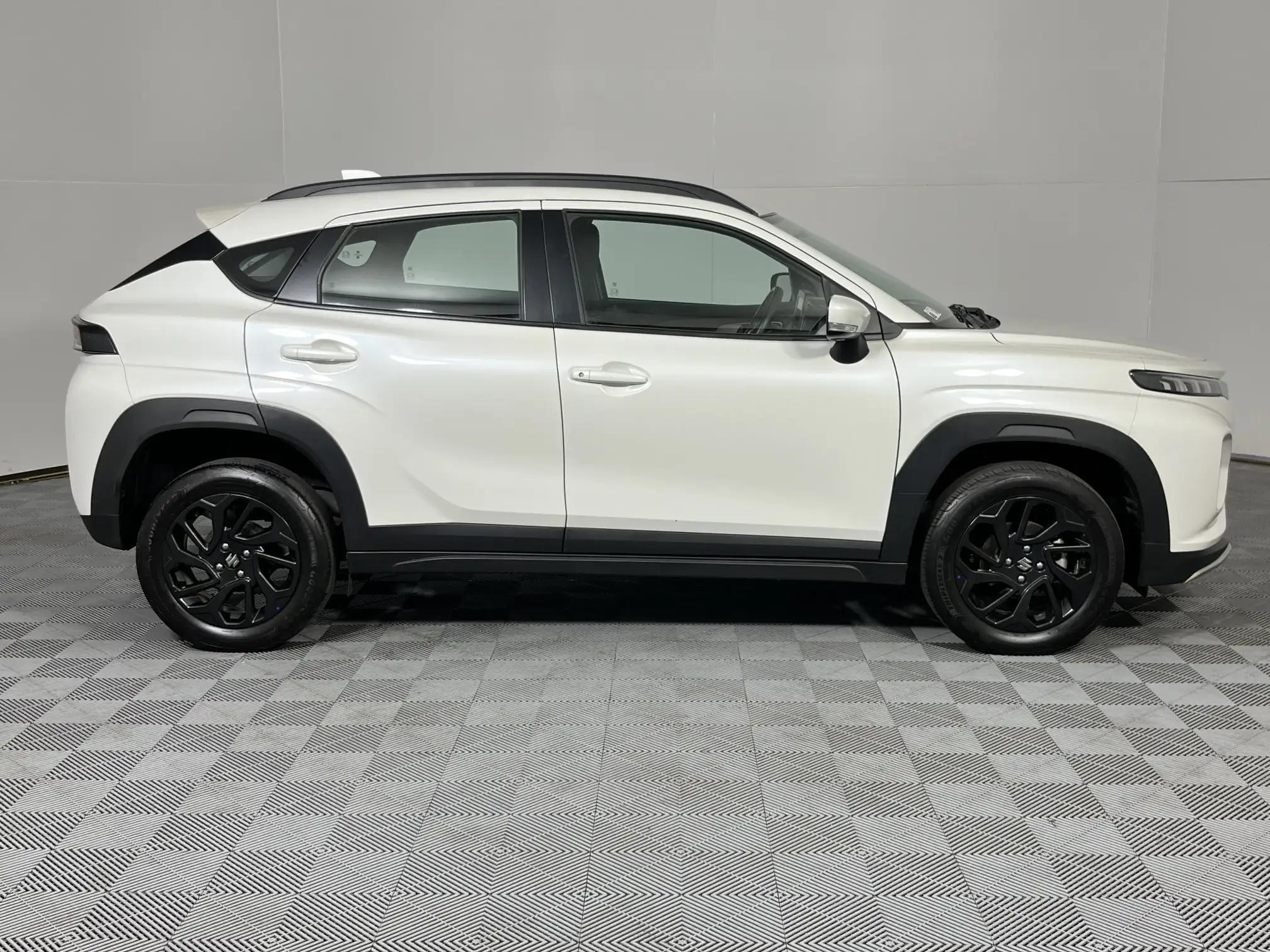 Suzuki Fronx