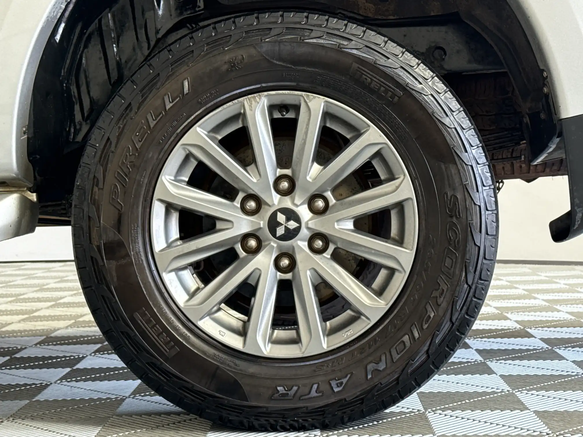 Mitsubishi Triton