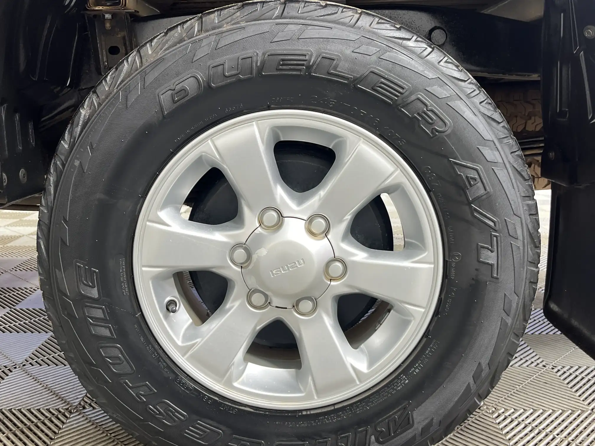 Isuzu D-MAX