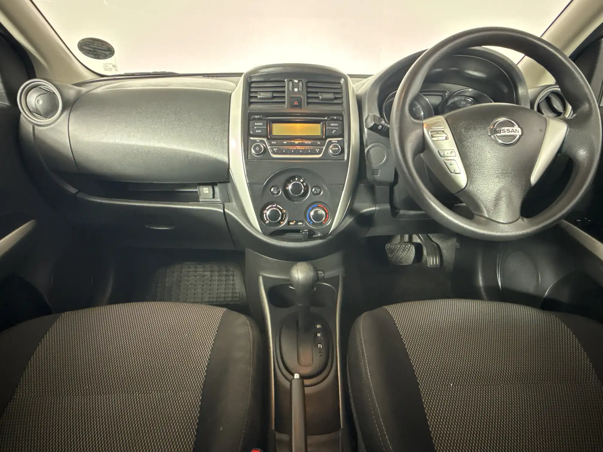 Nissan Almera