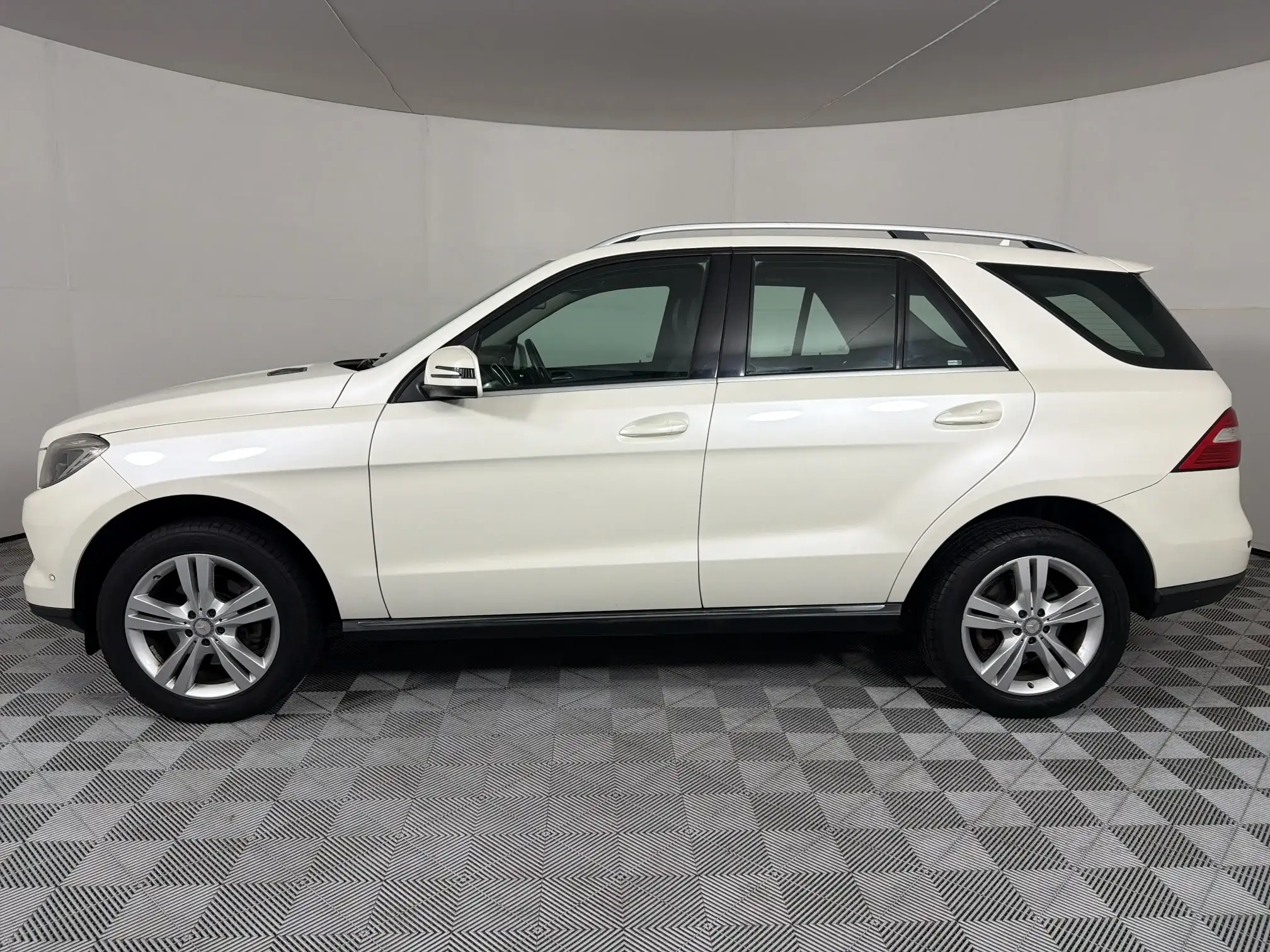 Mercedes-Benz M Class