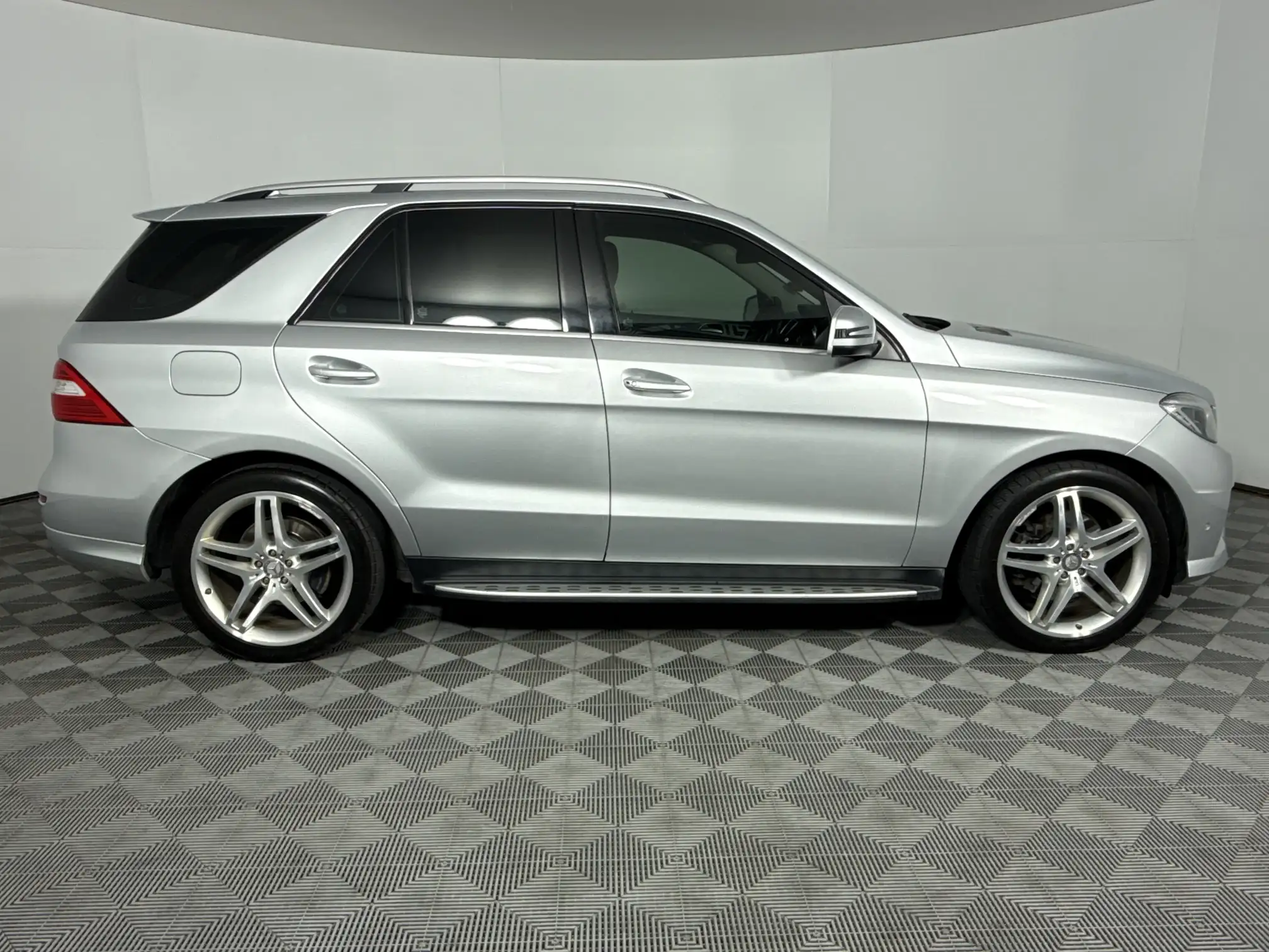 Mercedes-Benz M Class