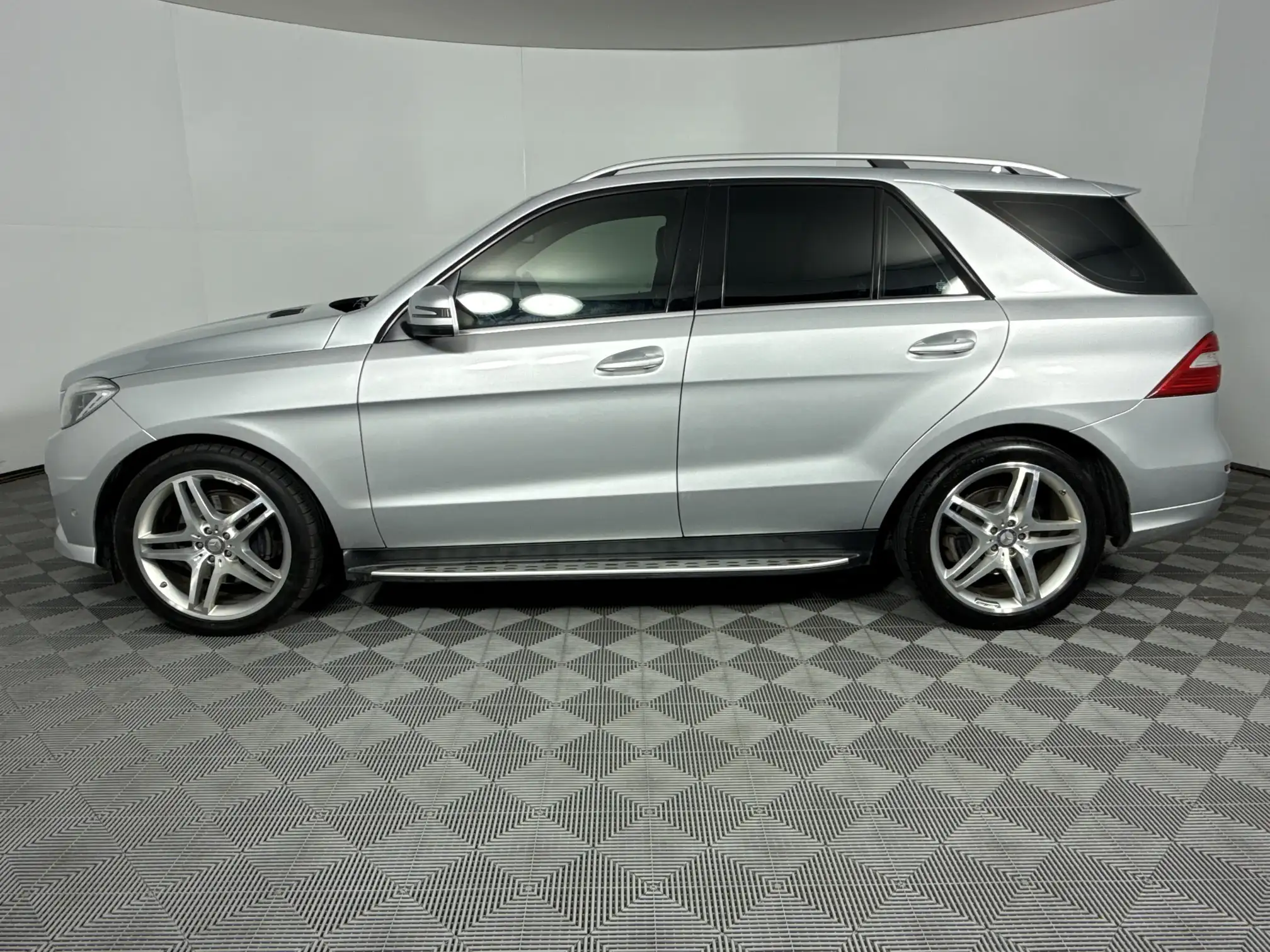 Mercedes-Benz M Class