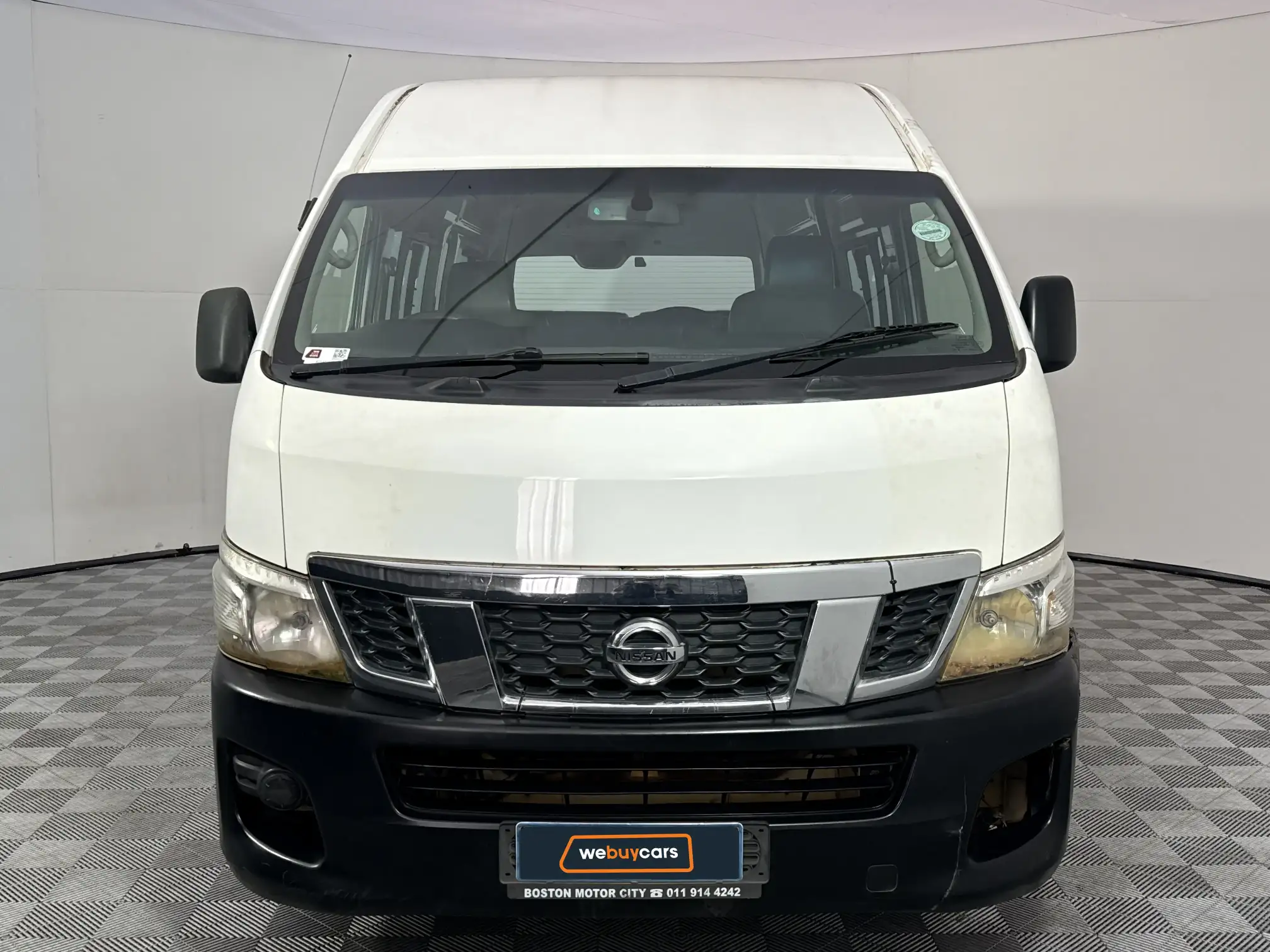 Nissan Nv350