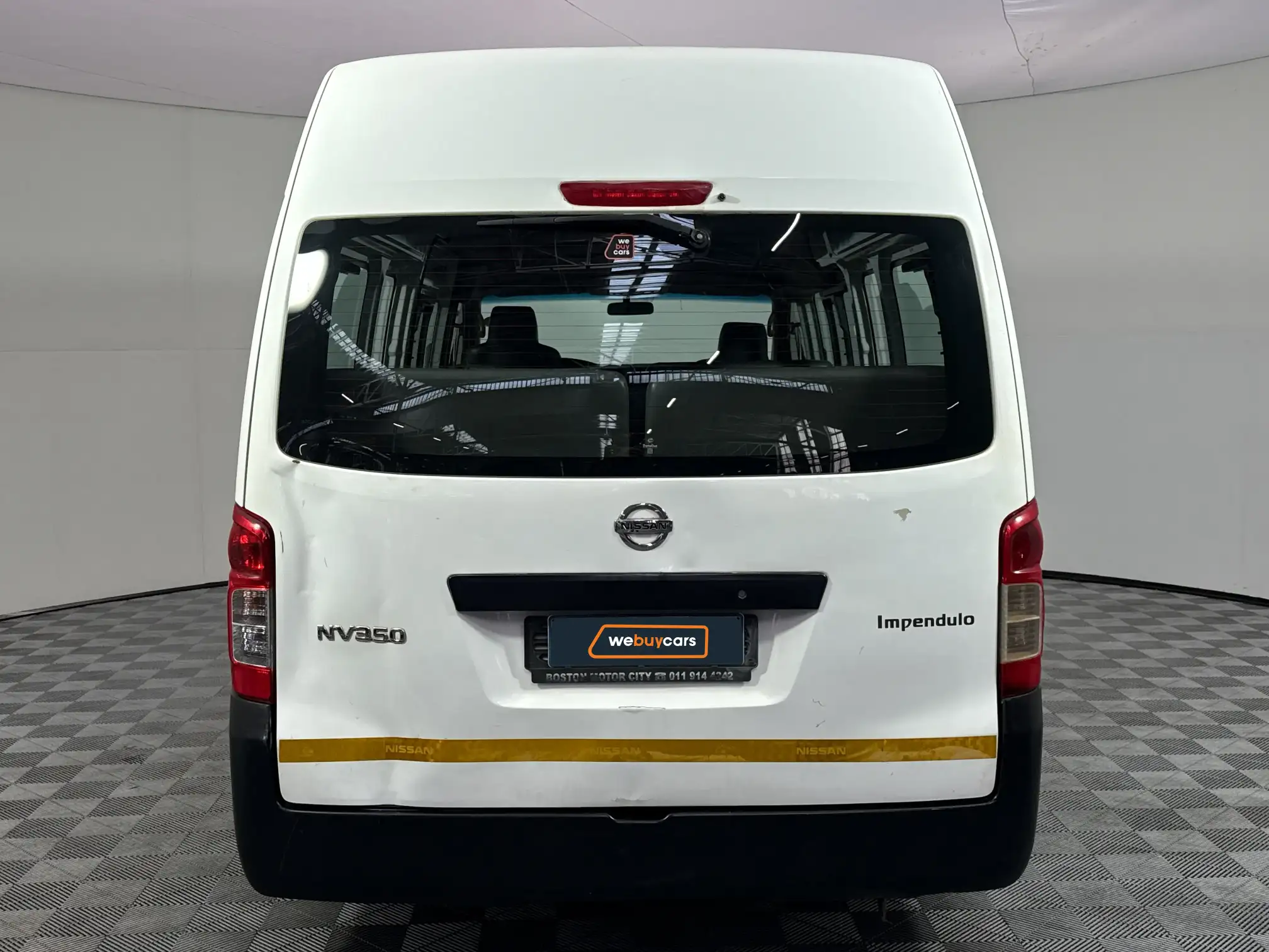 Nissan Nv350