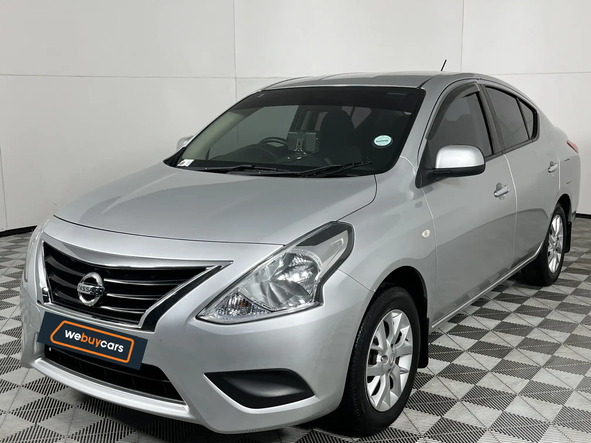 Nissan Almera