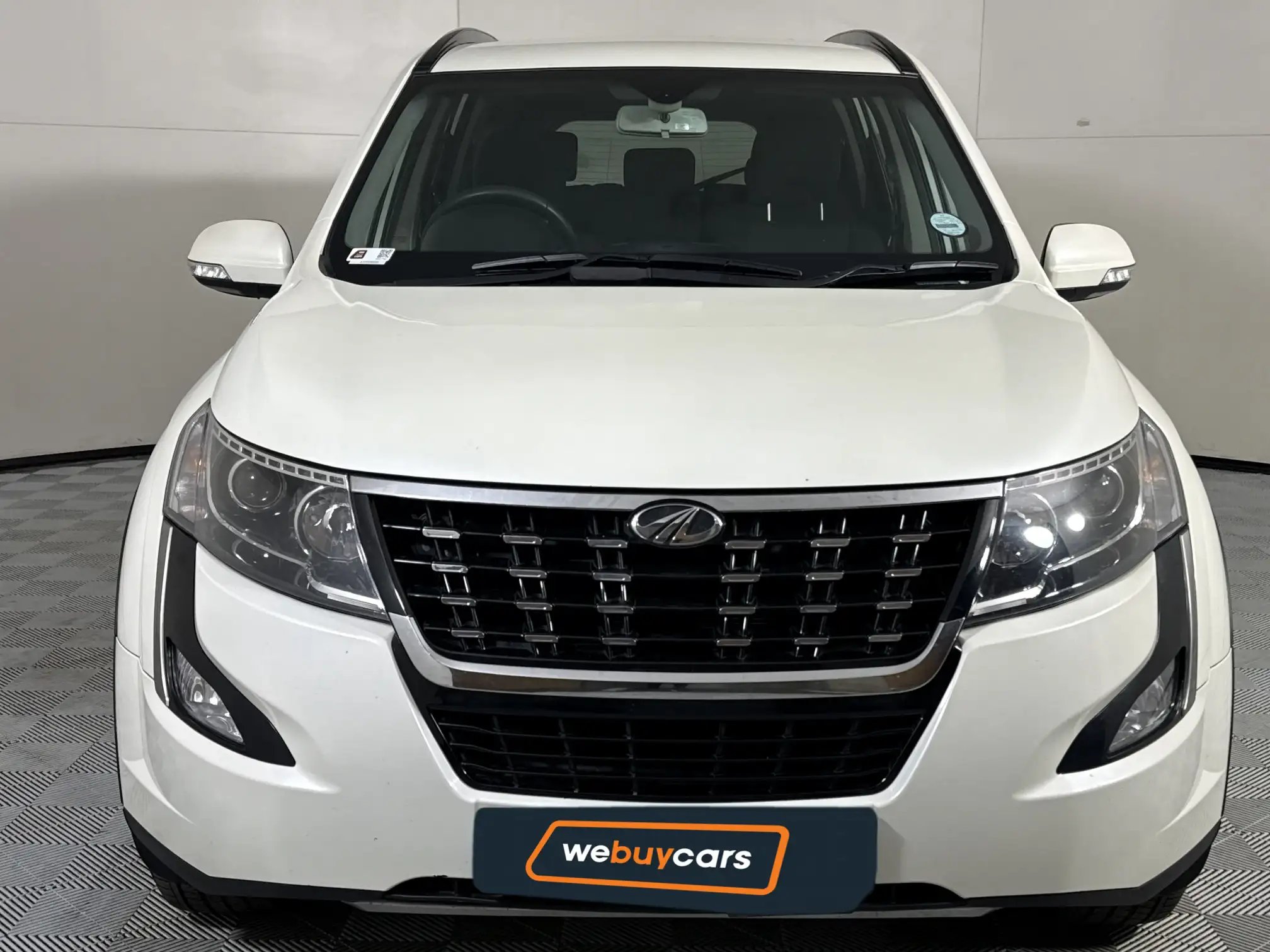 Mahindra XUV