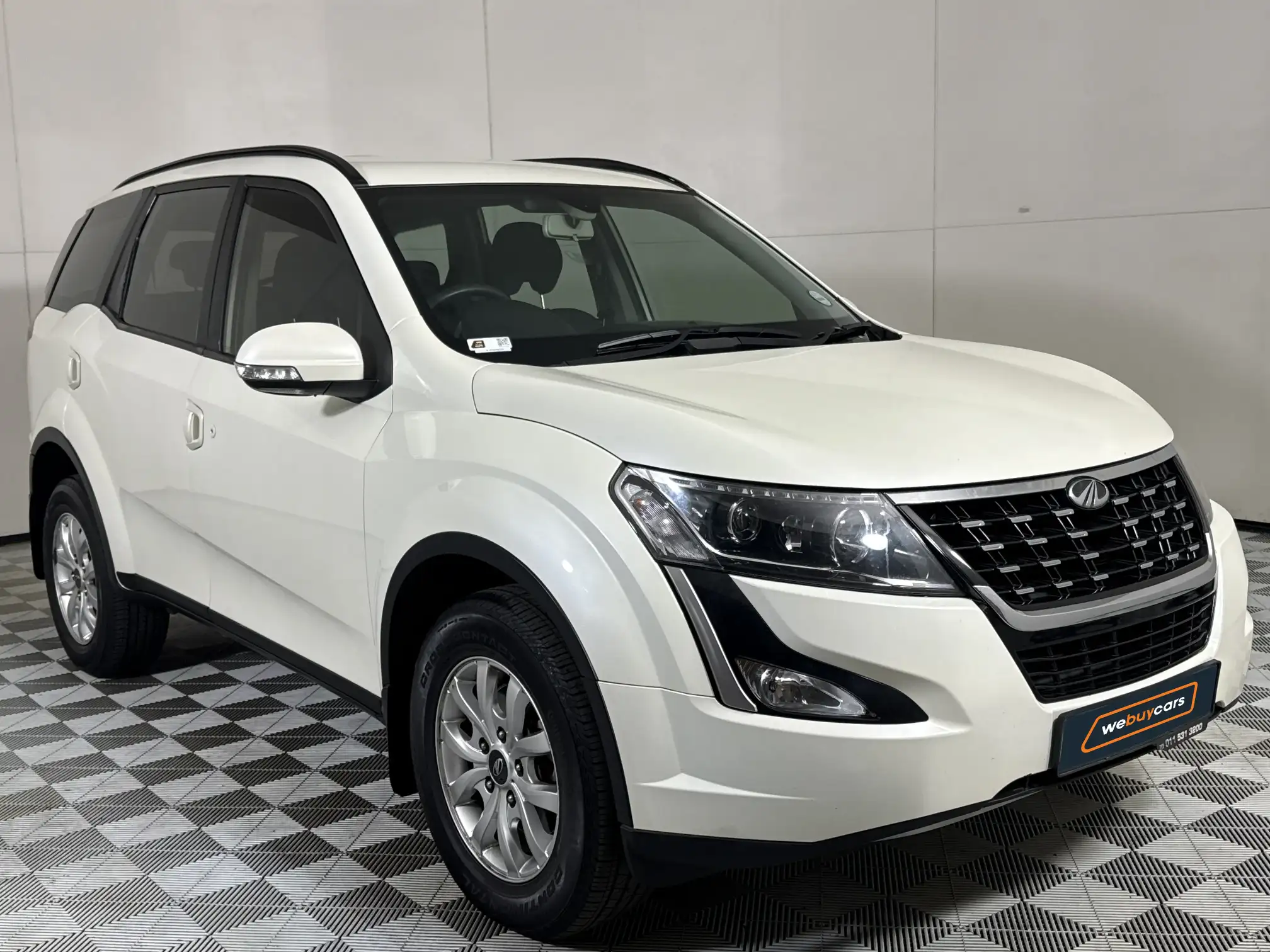 Mahindra XUV