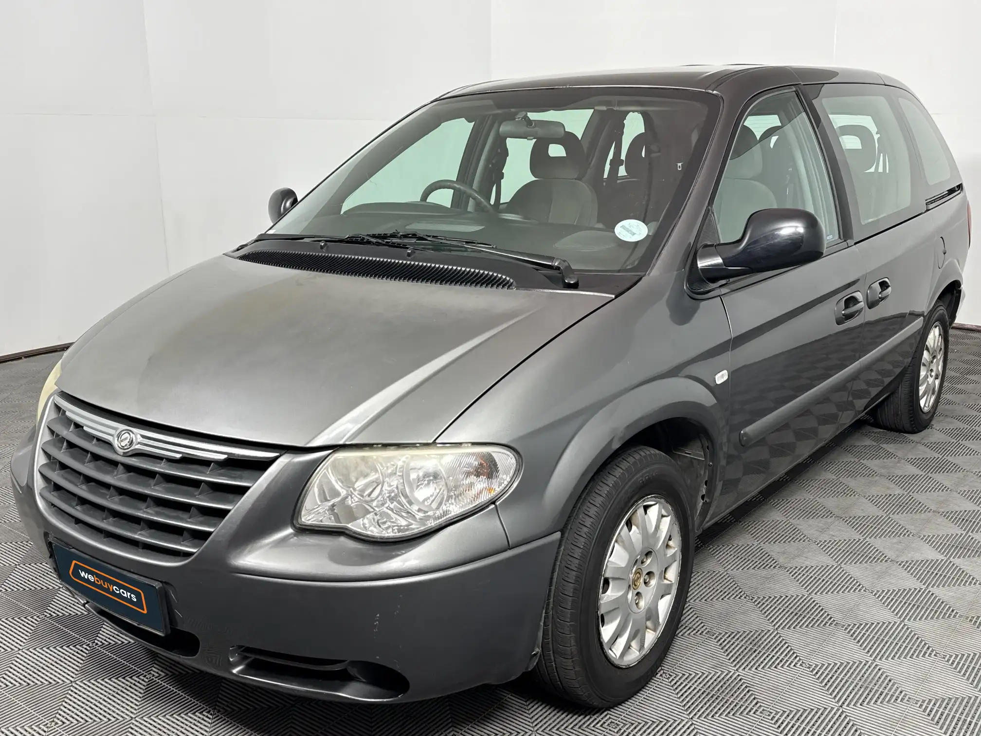 2005 Chrysler Voyager