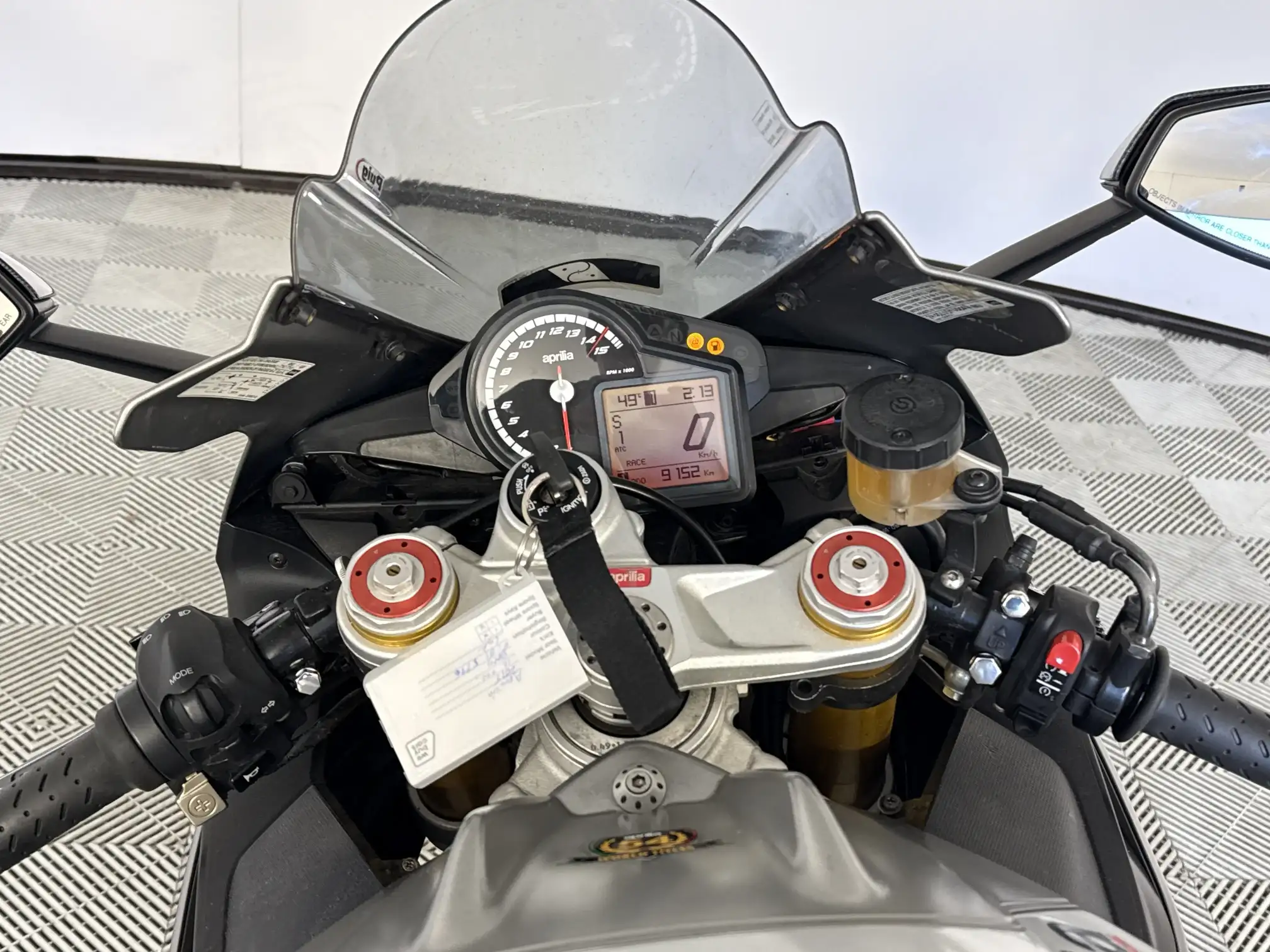 Aprilia Rsv4