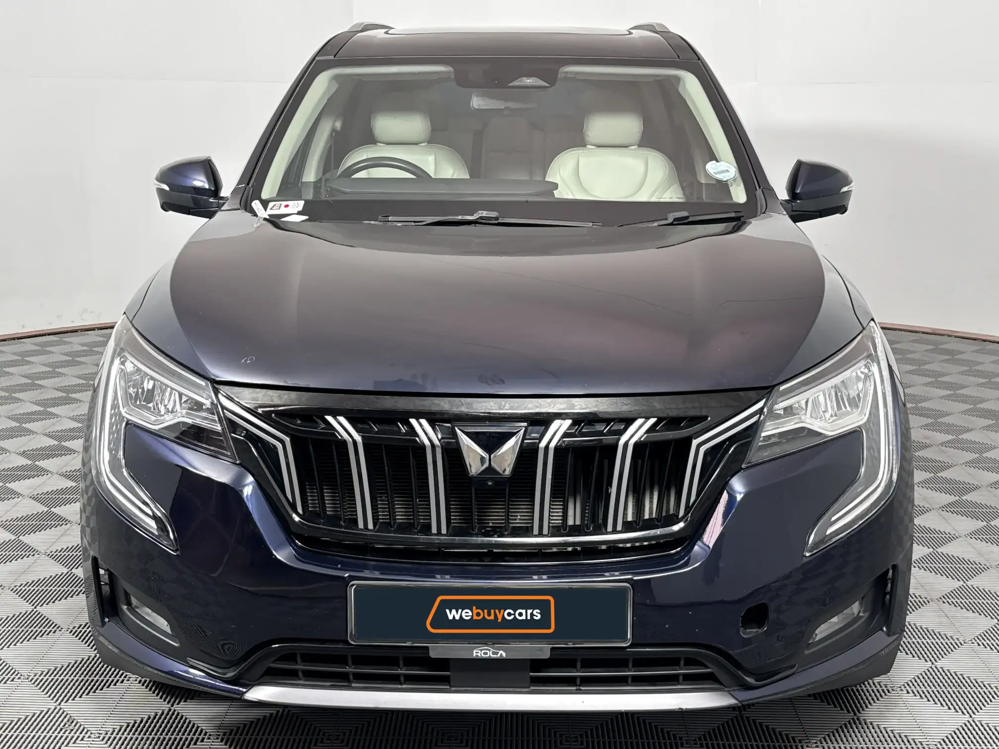 Mahindra XUV 700