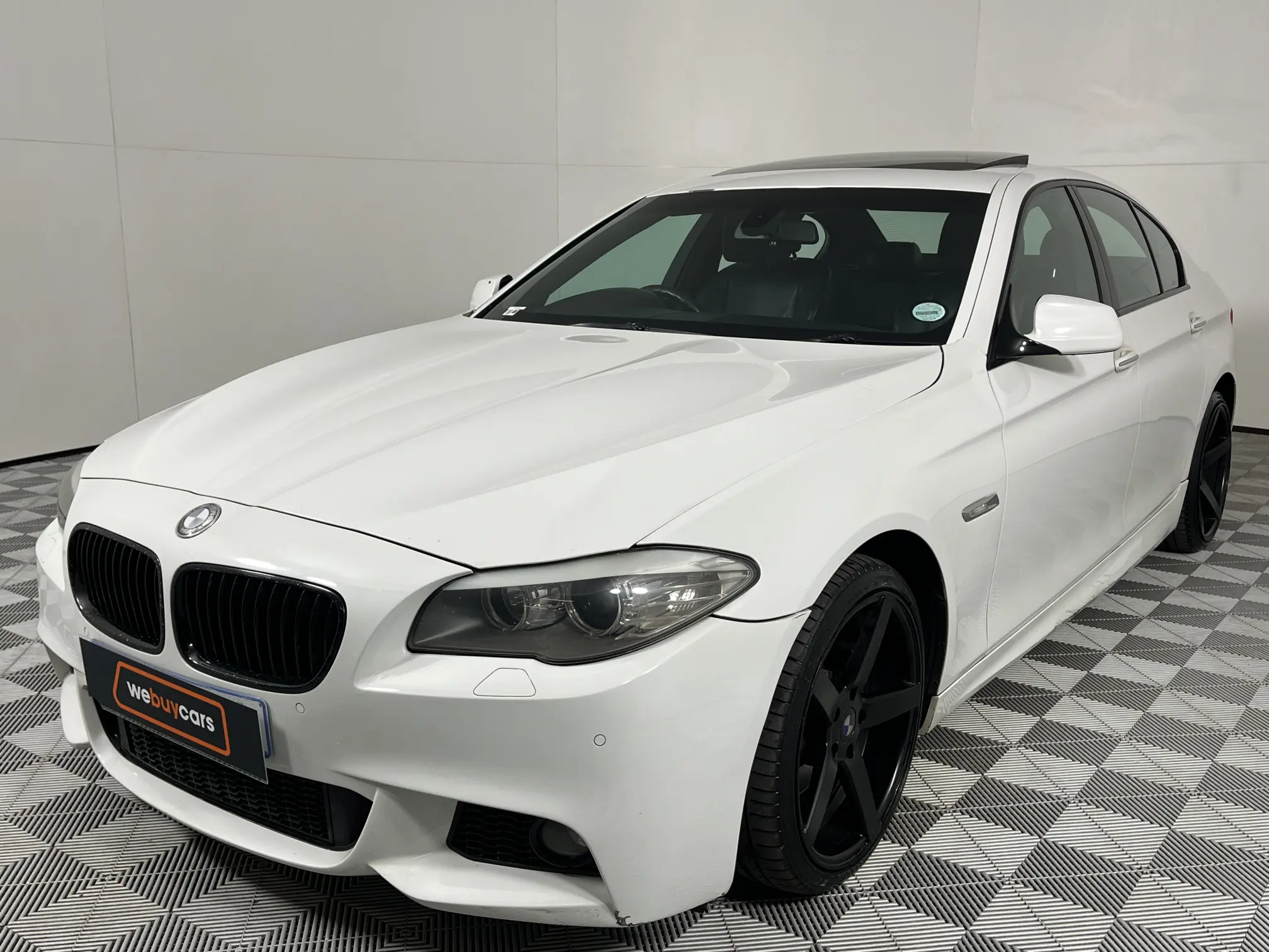 2011 BMW 5 Series 520d Auto (F10)