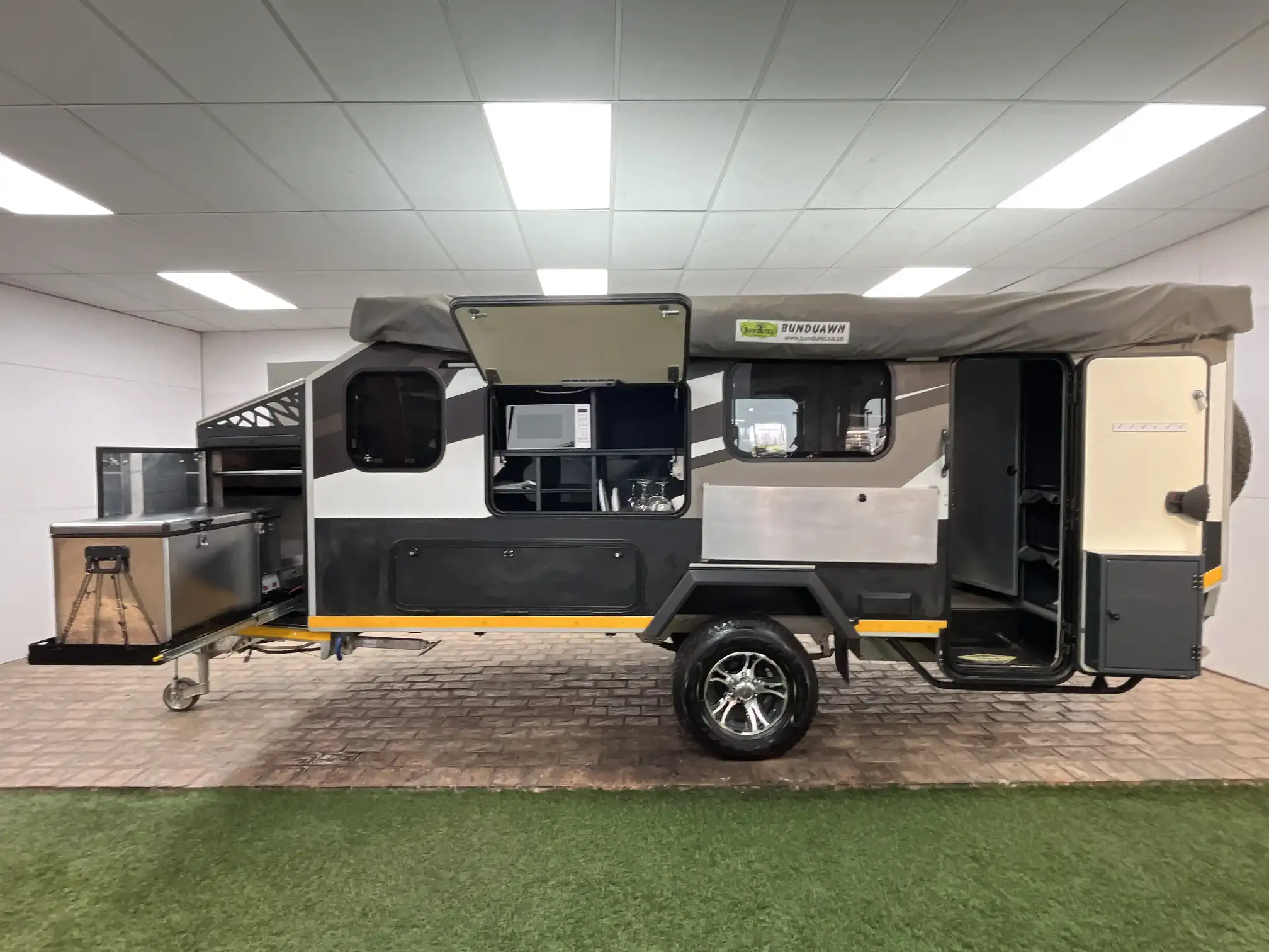 Stealth Overlander