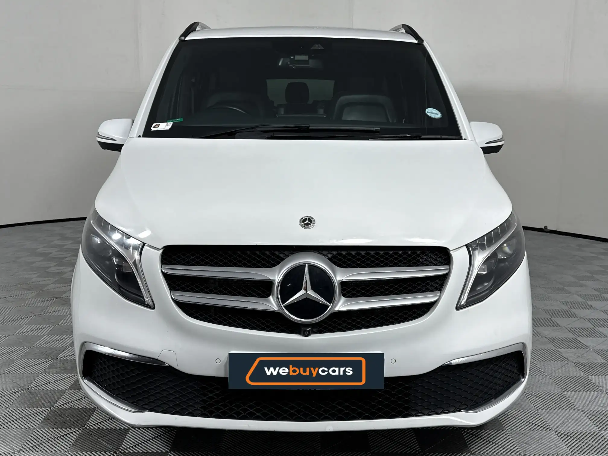 Mercedes-Benz V250