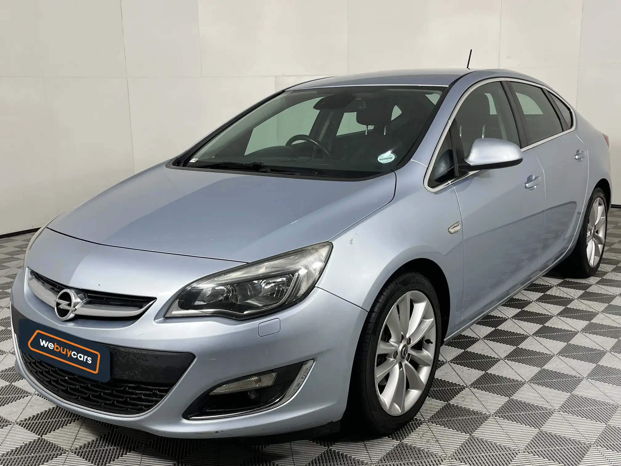 2014 Opel Astra