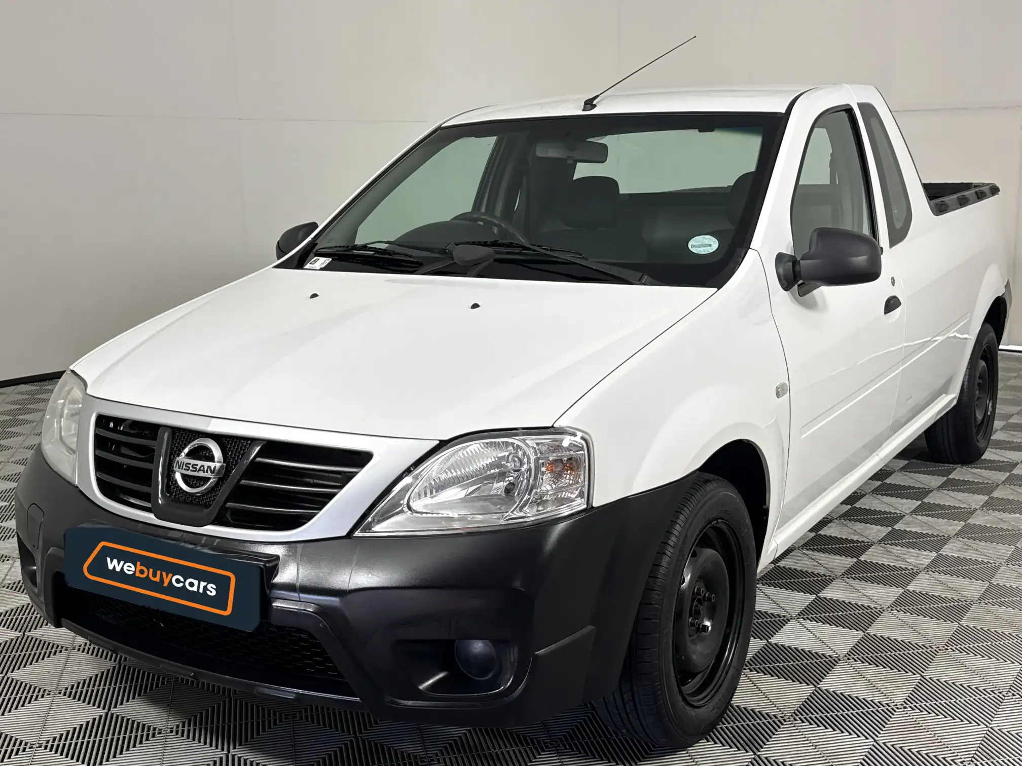 2016 Nissan NP200