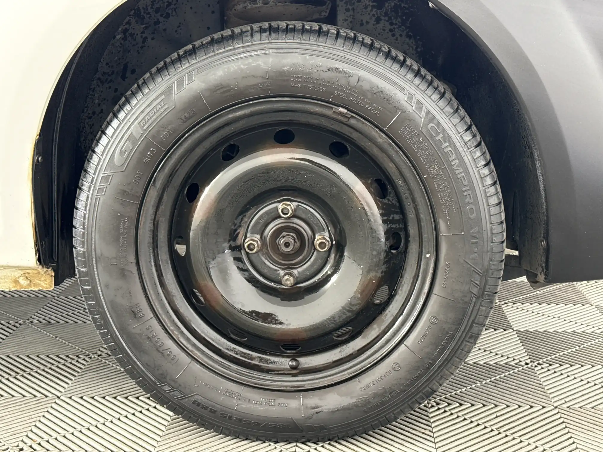 Nissan NP200