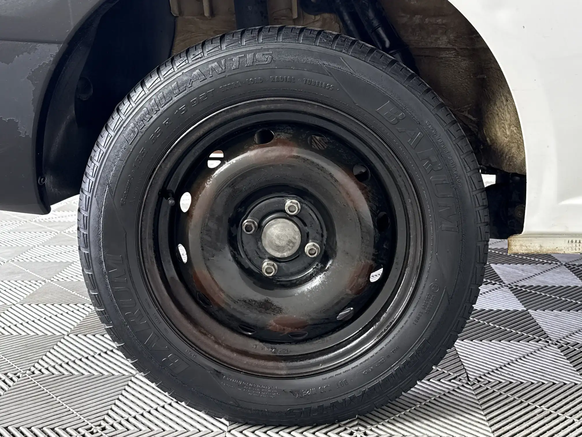 Nissan NP200