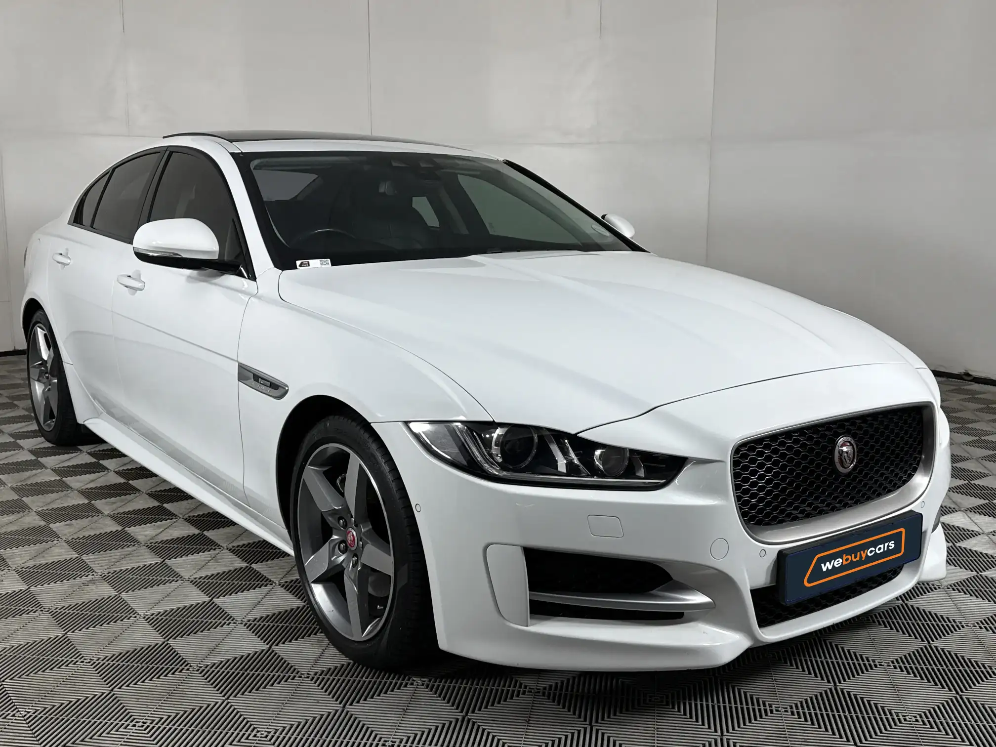 Jaguar XE