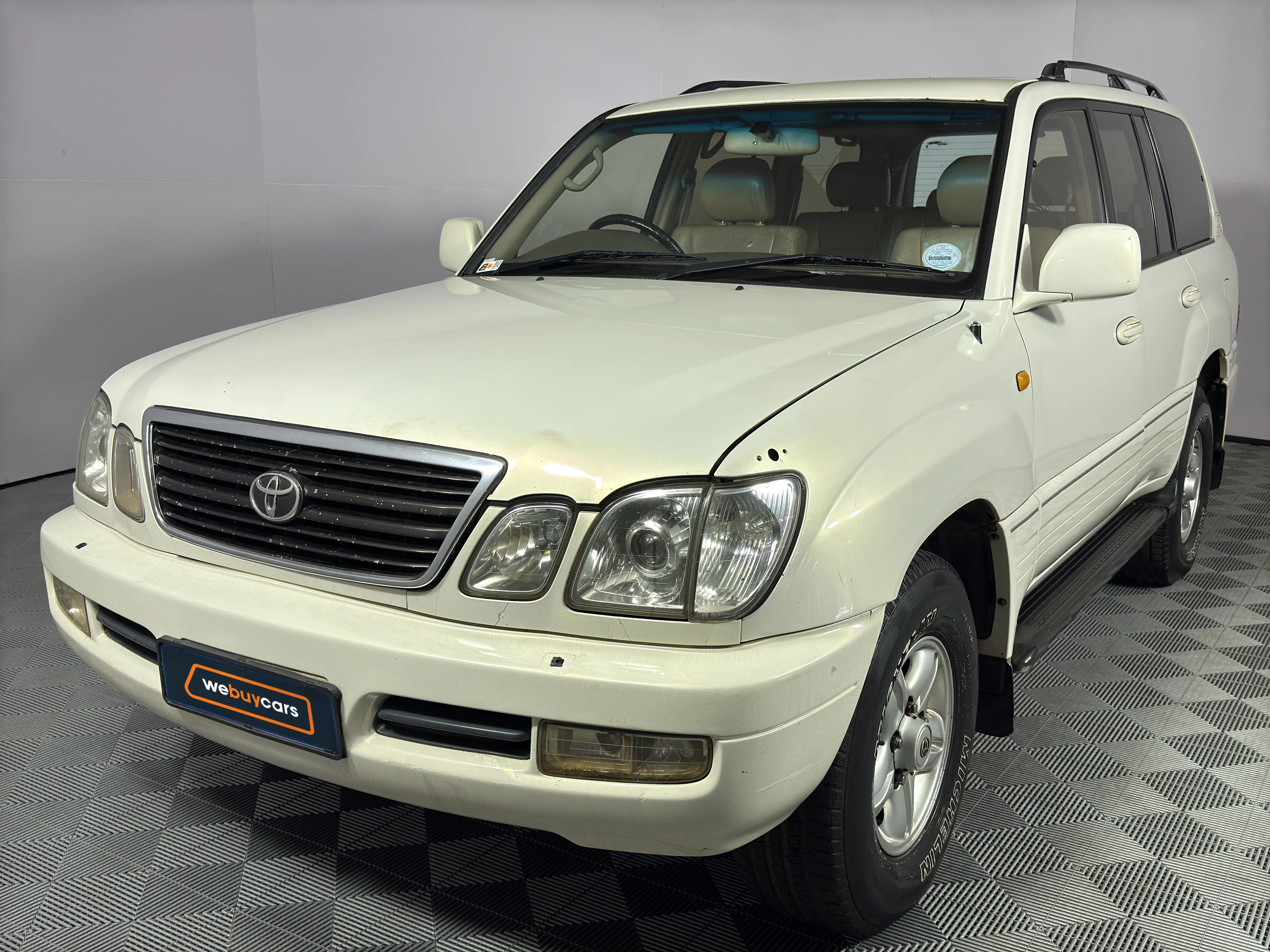 1999 Toyota Land Cruiser 100 VX 4.7 V8 Cygnus