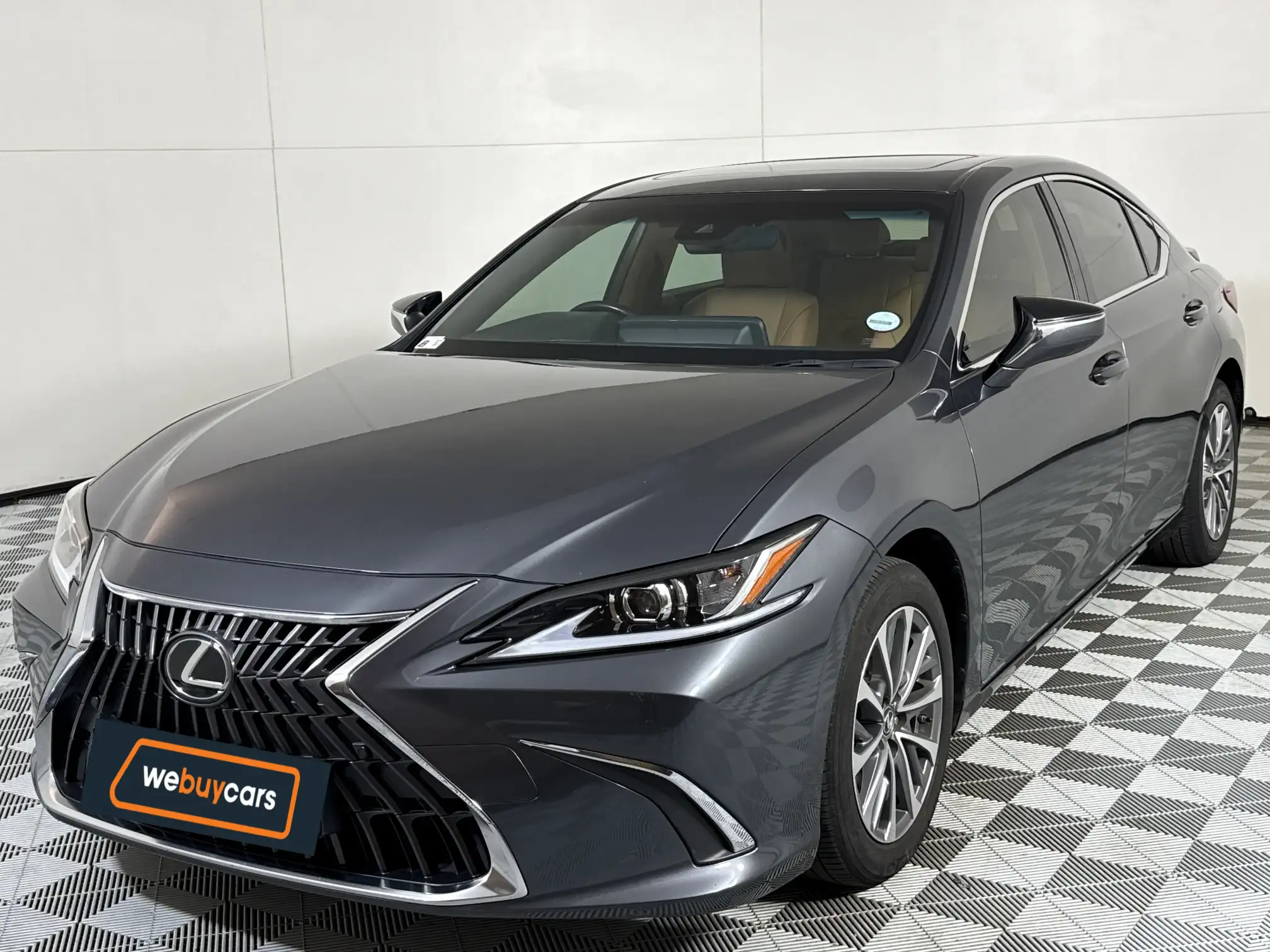 2023 Lexus ES