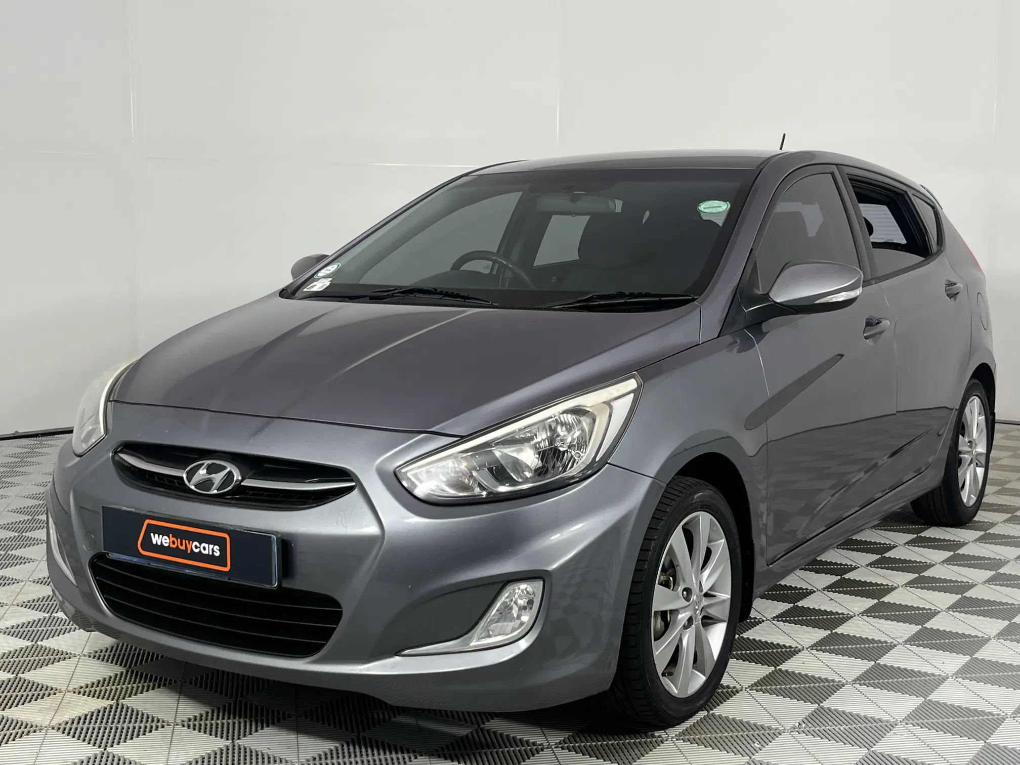 2016 Hyundai Accent 1.6 Fluid 5-Door