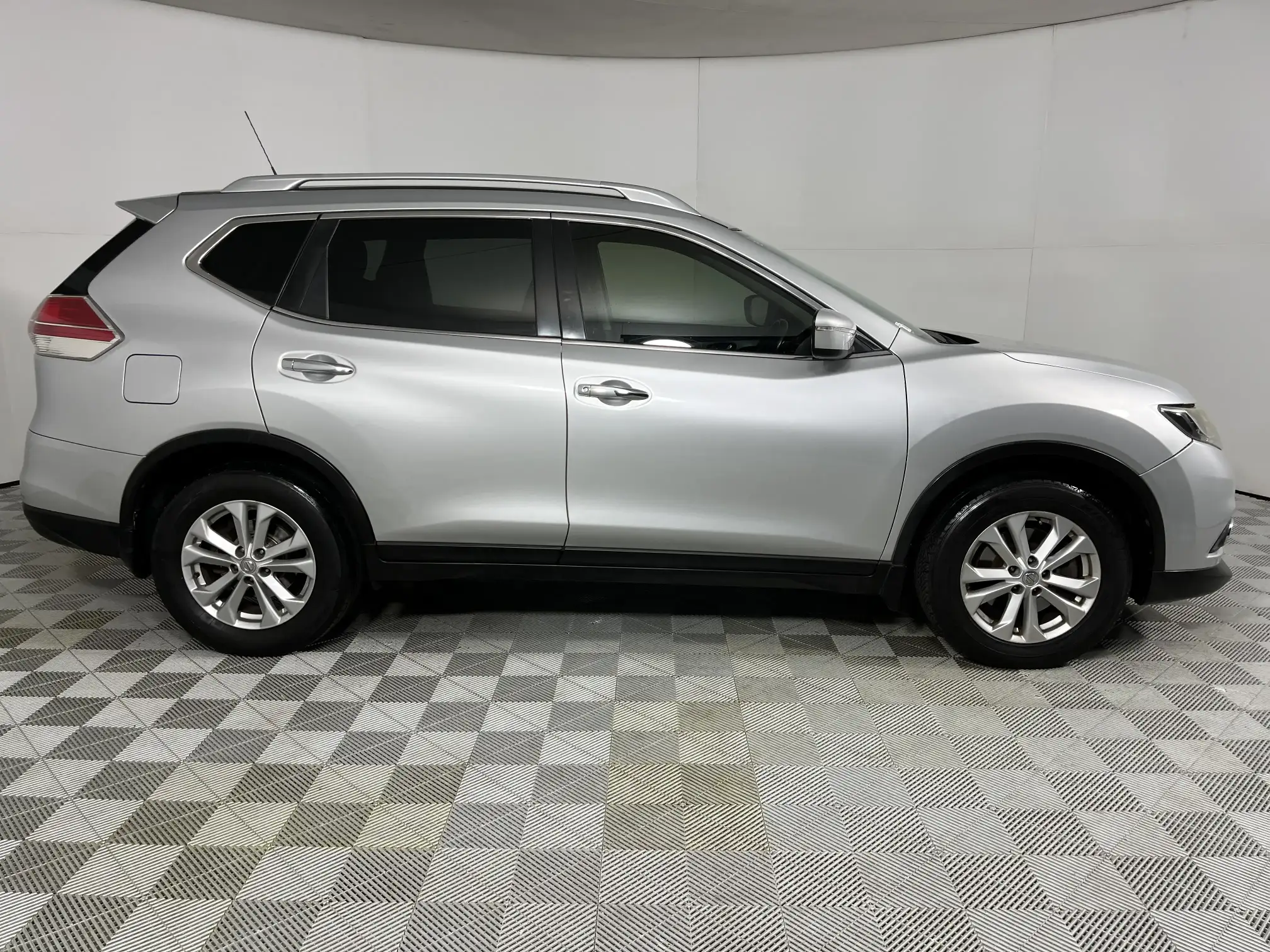 Nissan X Trail