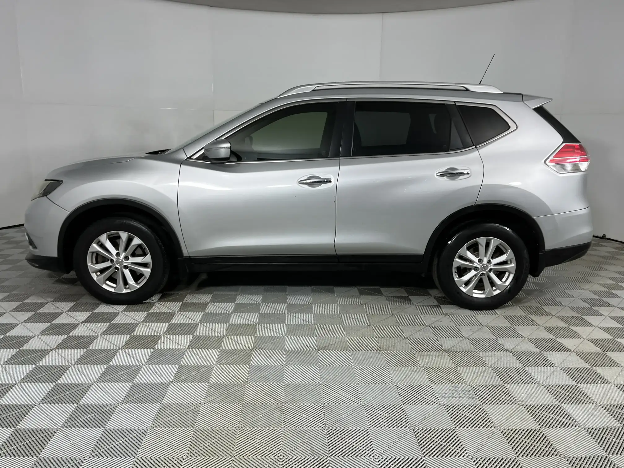Nissan X Trail