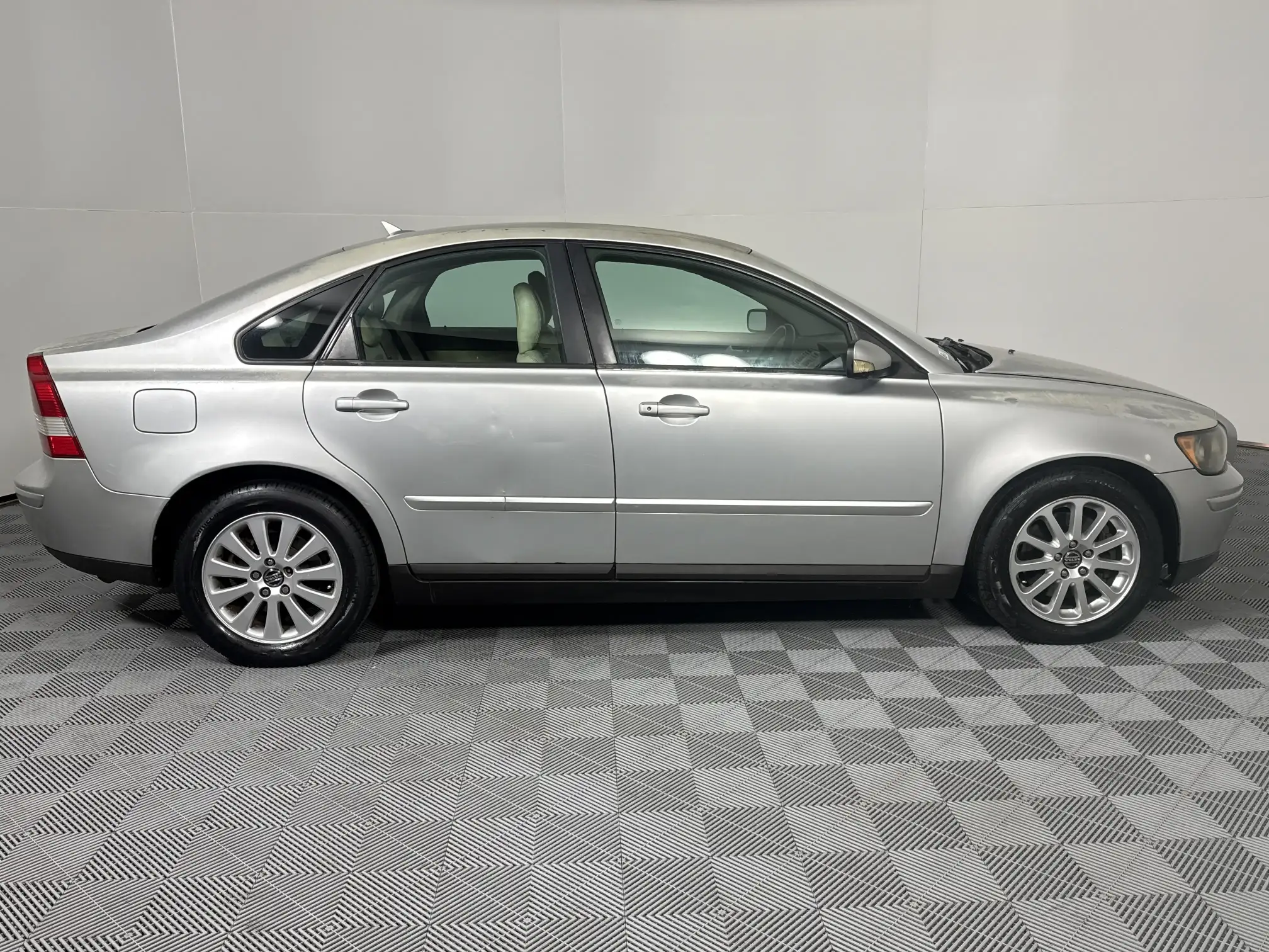 Volvo S40