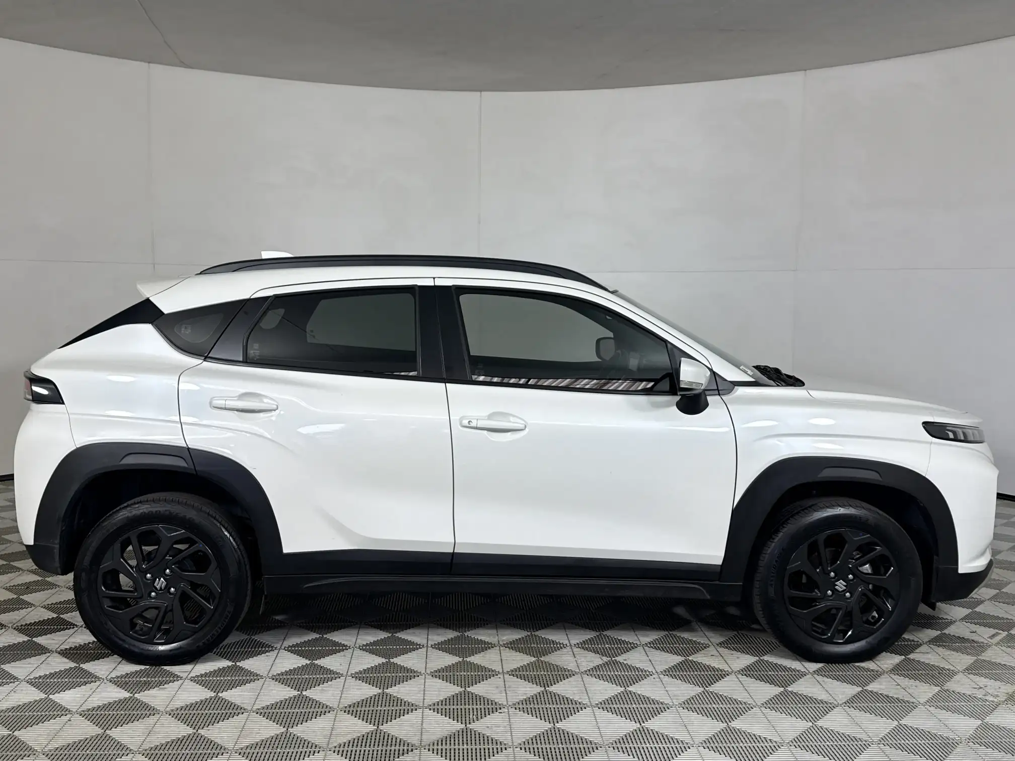 Suzuki Fronx