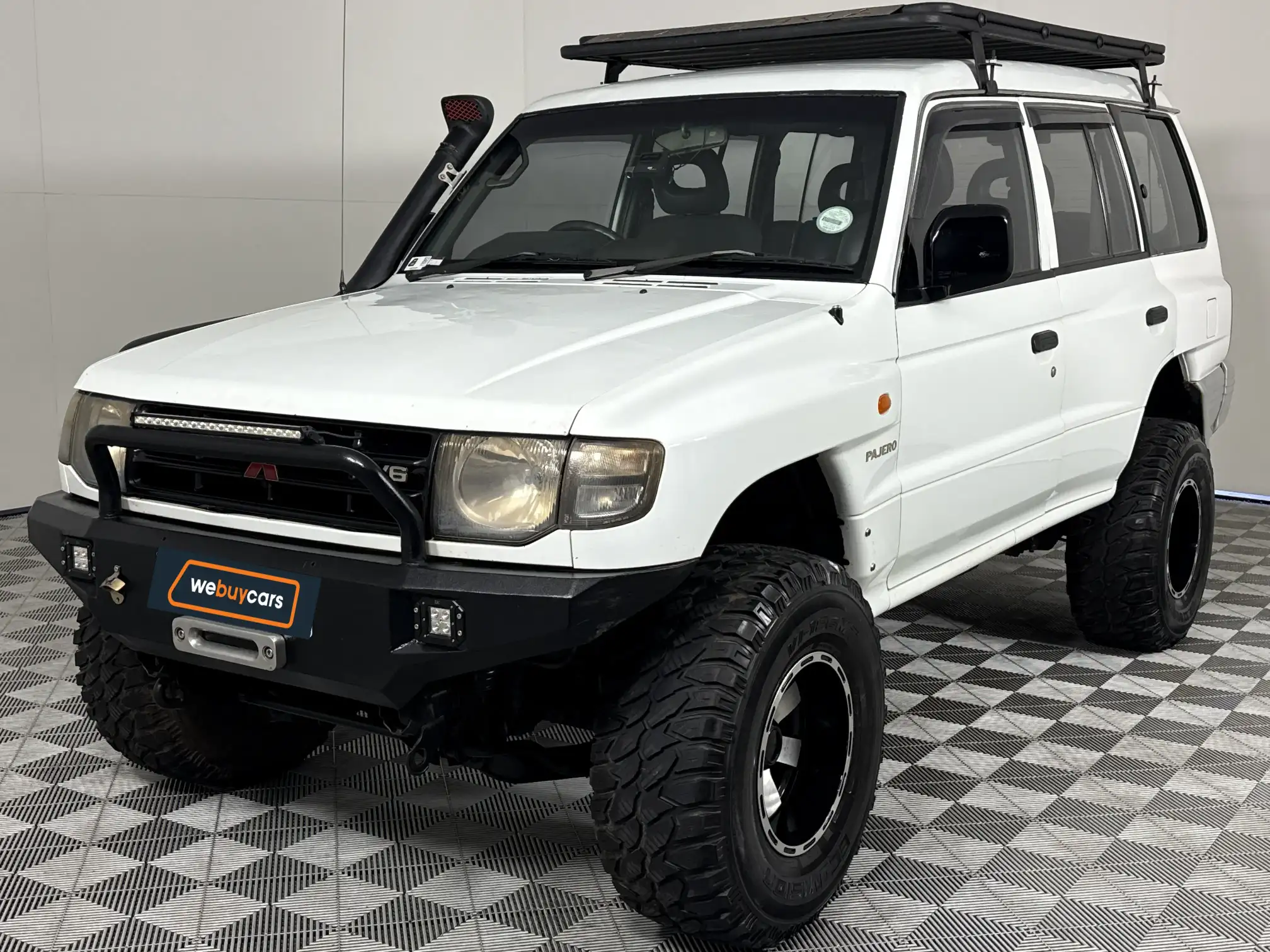 1999 Mitsubishi Pajero