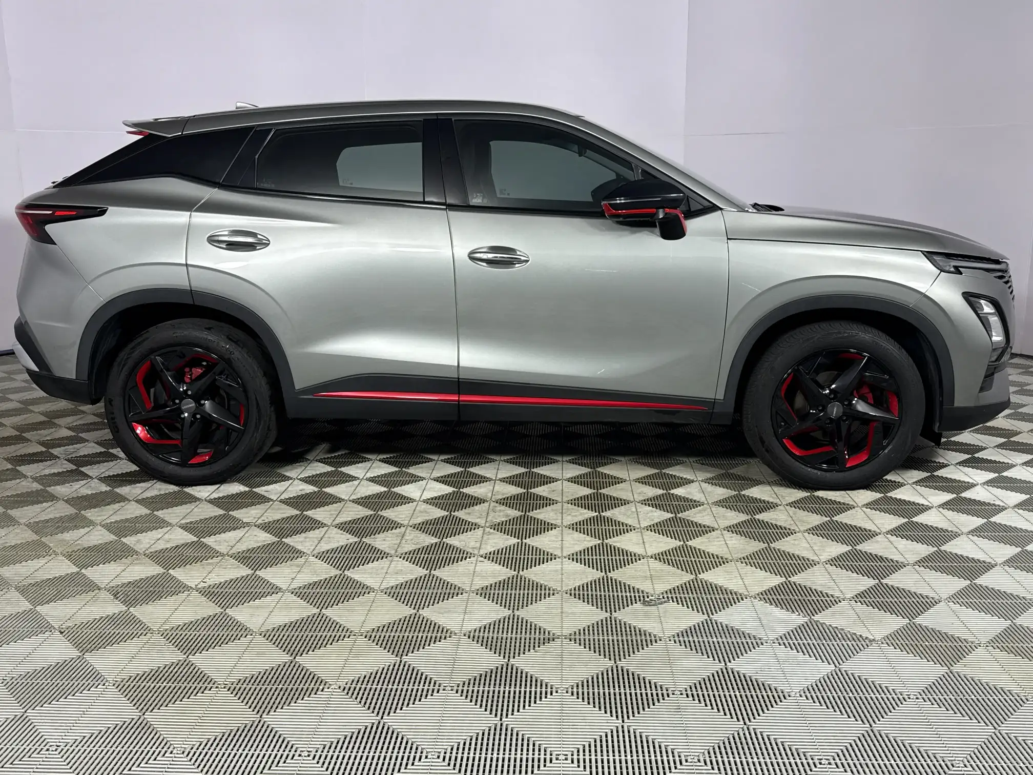 Chery Omoda
