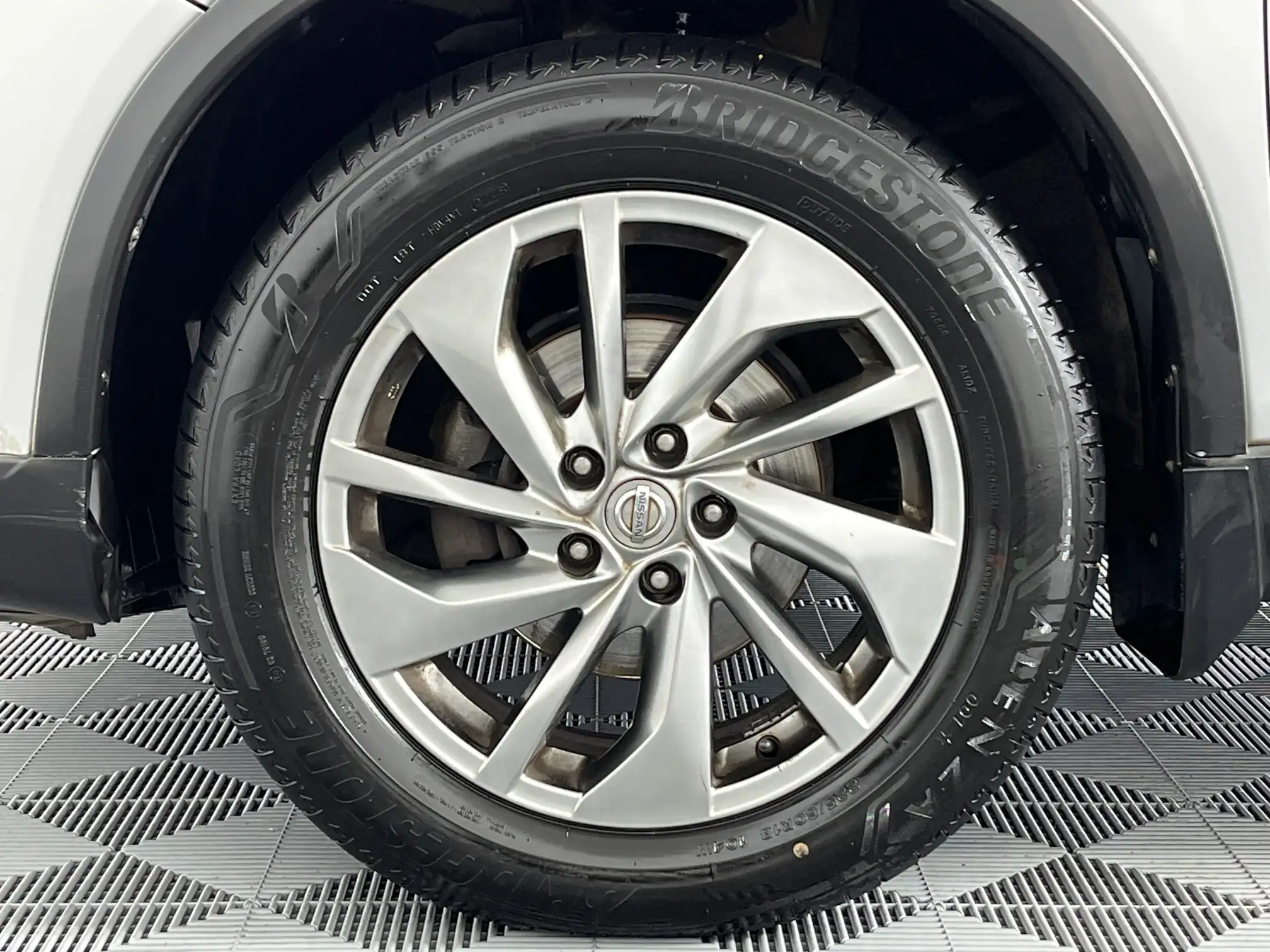Nissan X Trail